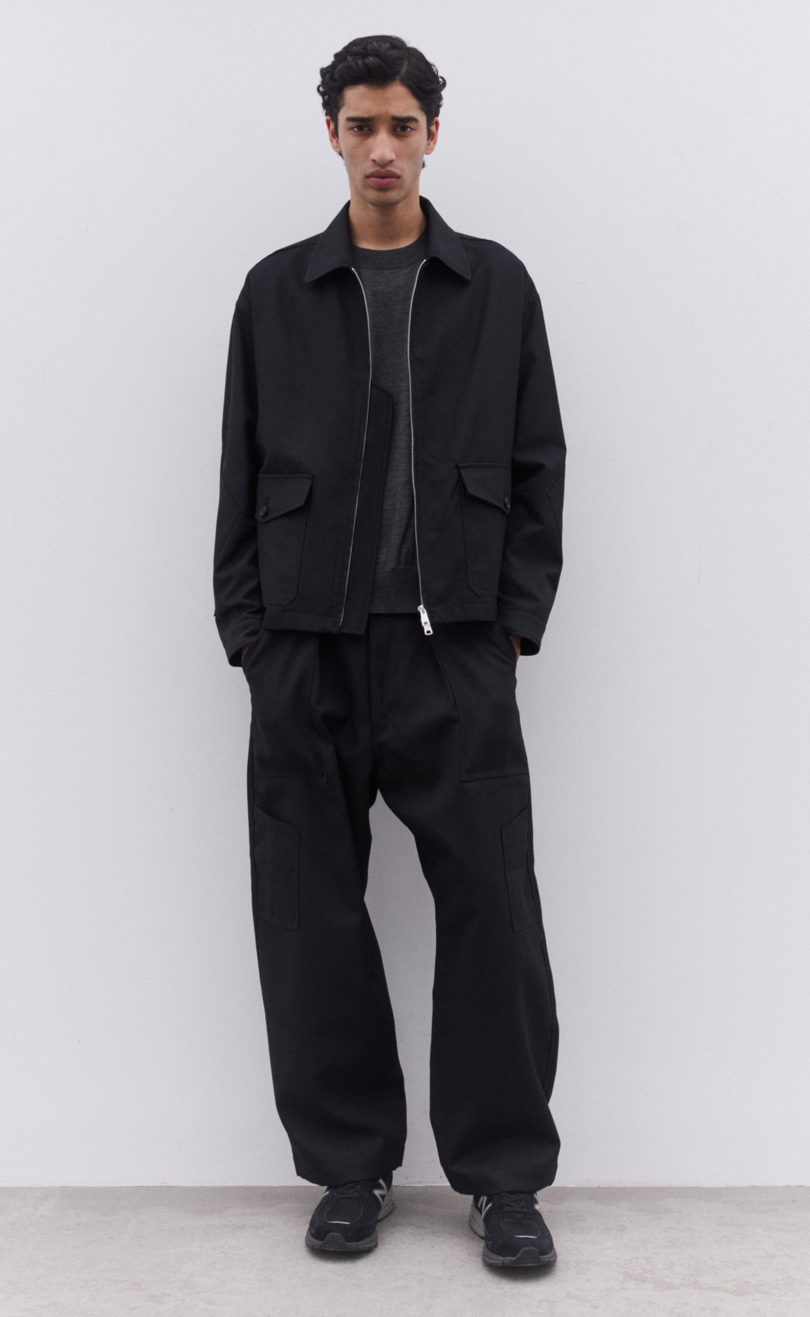 MEN’S ZIP BLACK JACKET