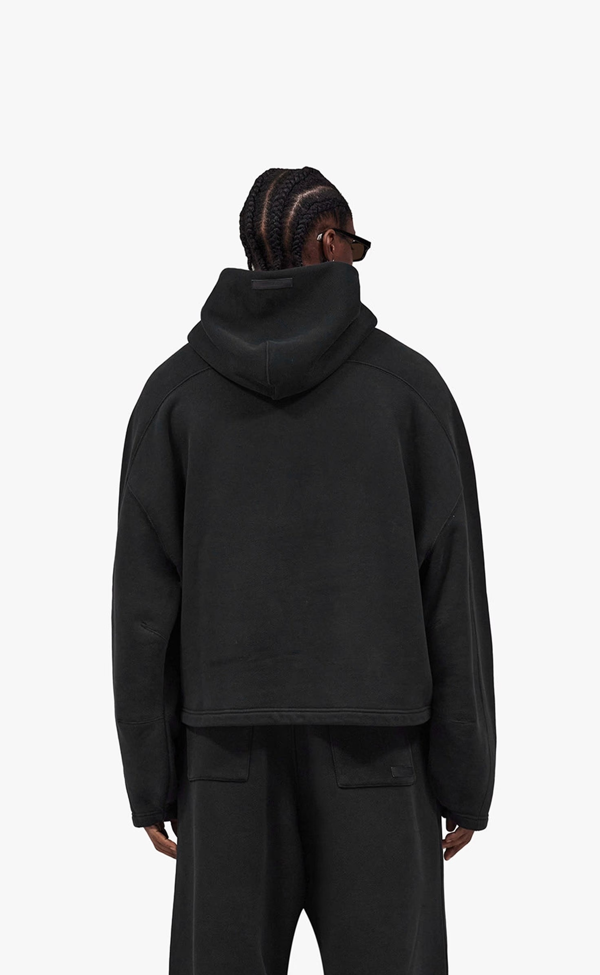 HEAVYWEIGHT BLACK HOODIE