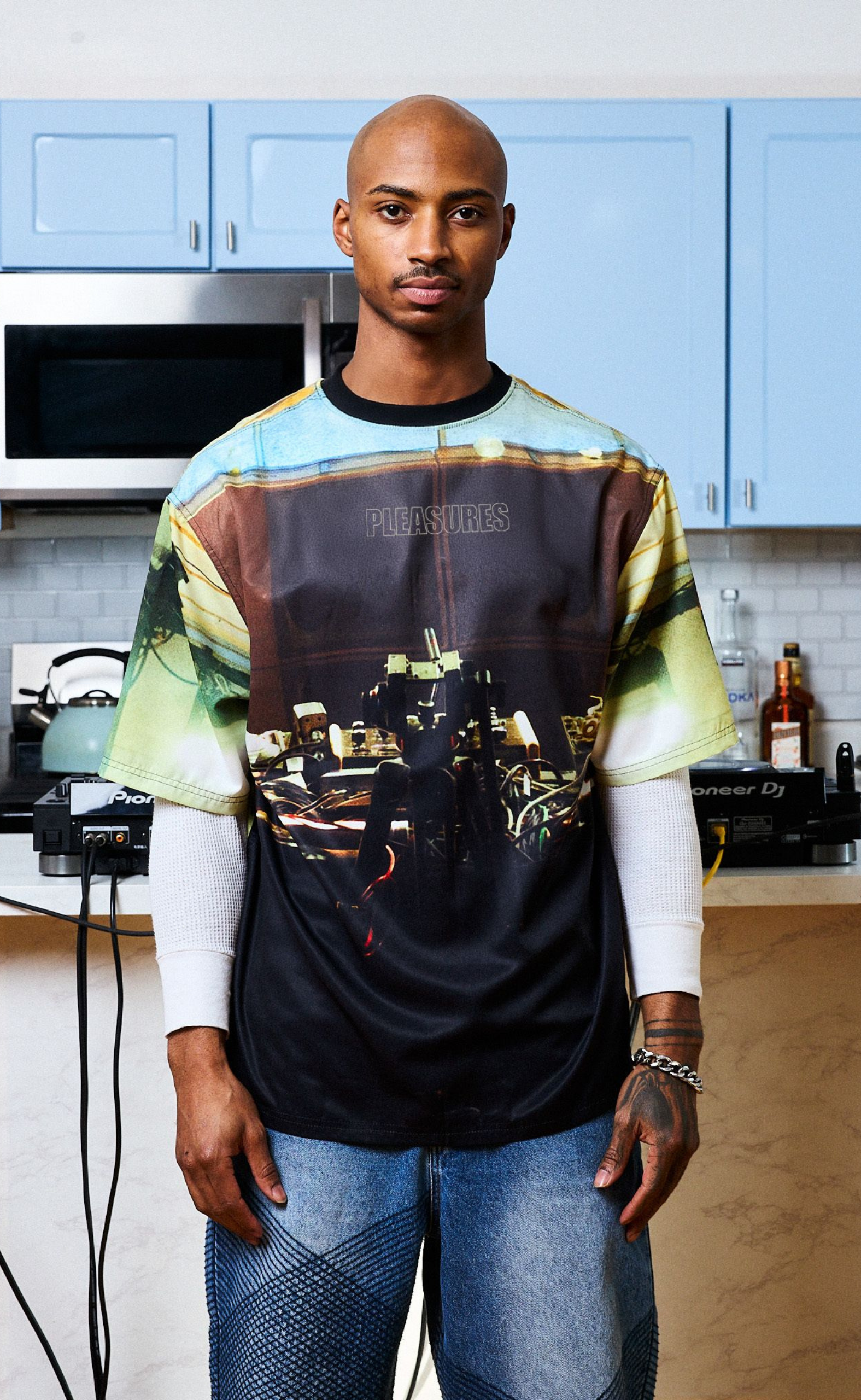 VENUE HEAVYWEIGHT MULTI T-SHIRT