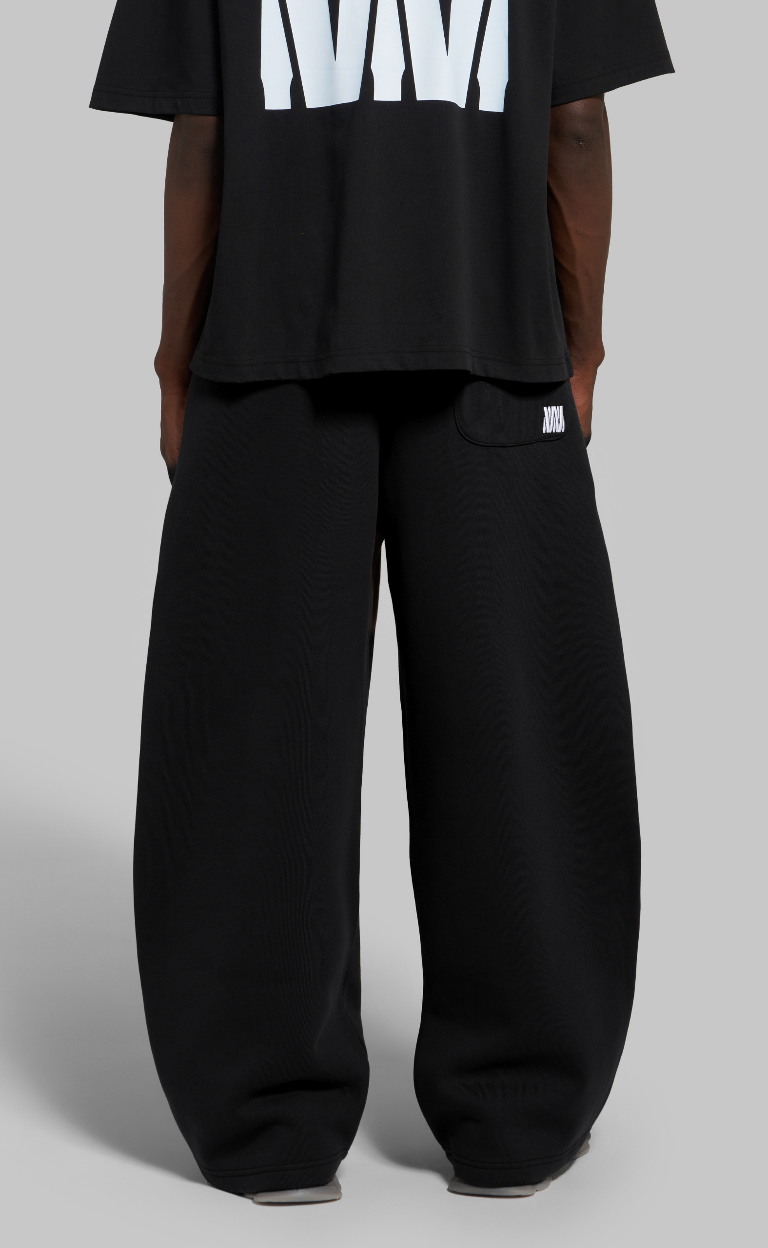 ZAYN V4 BLACK SWEATPANTS