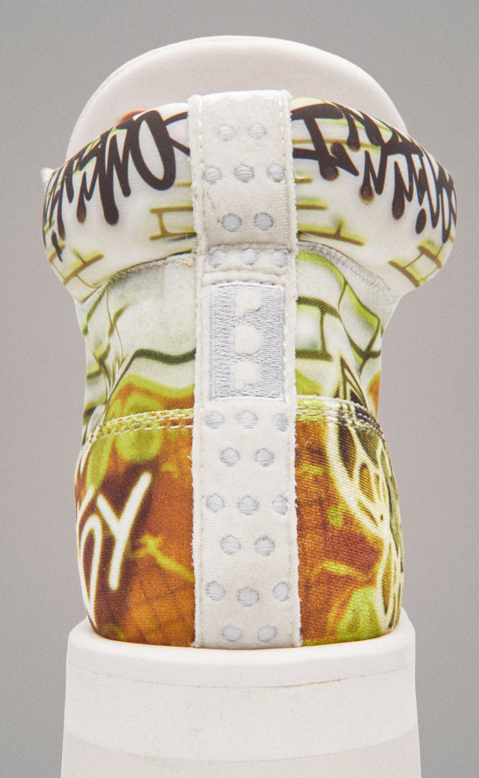 STRADA LOW GRAFFITI YELLOW BOOTS