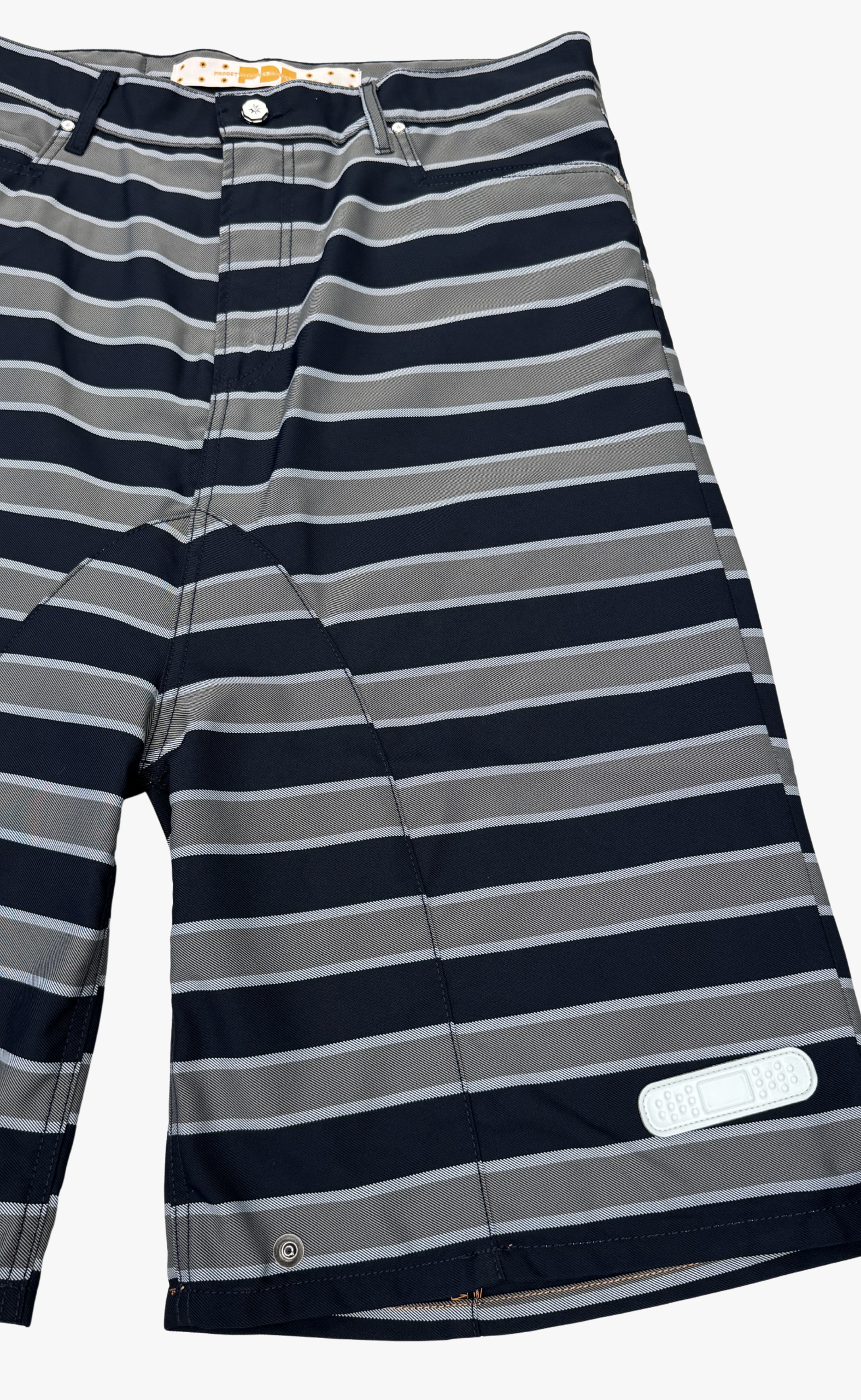 LOW RIDE BLACK GREY SHORTS