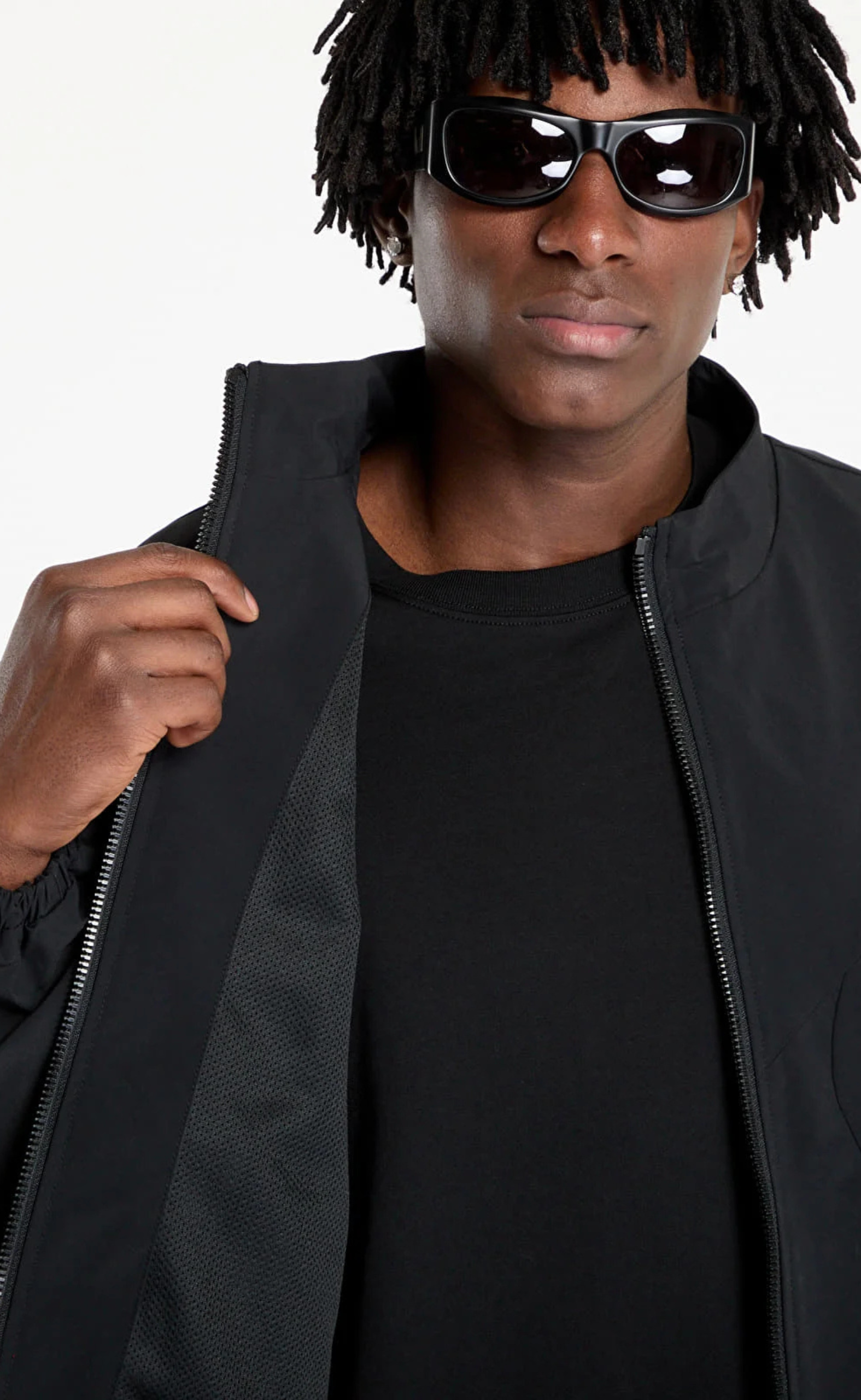 SURTSEY WINDBREAKER BLACK BLACK JACKET
