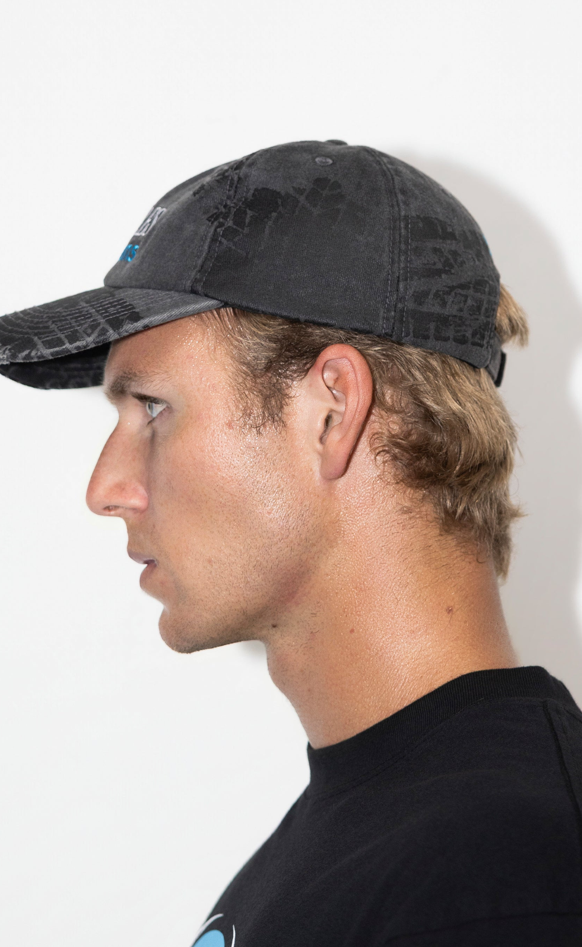 LOCKUP BLACK HAT