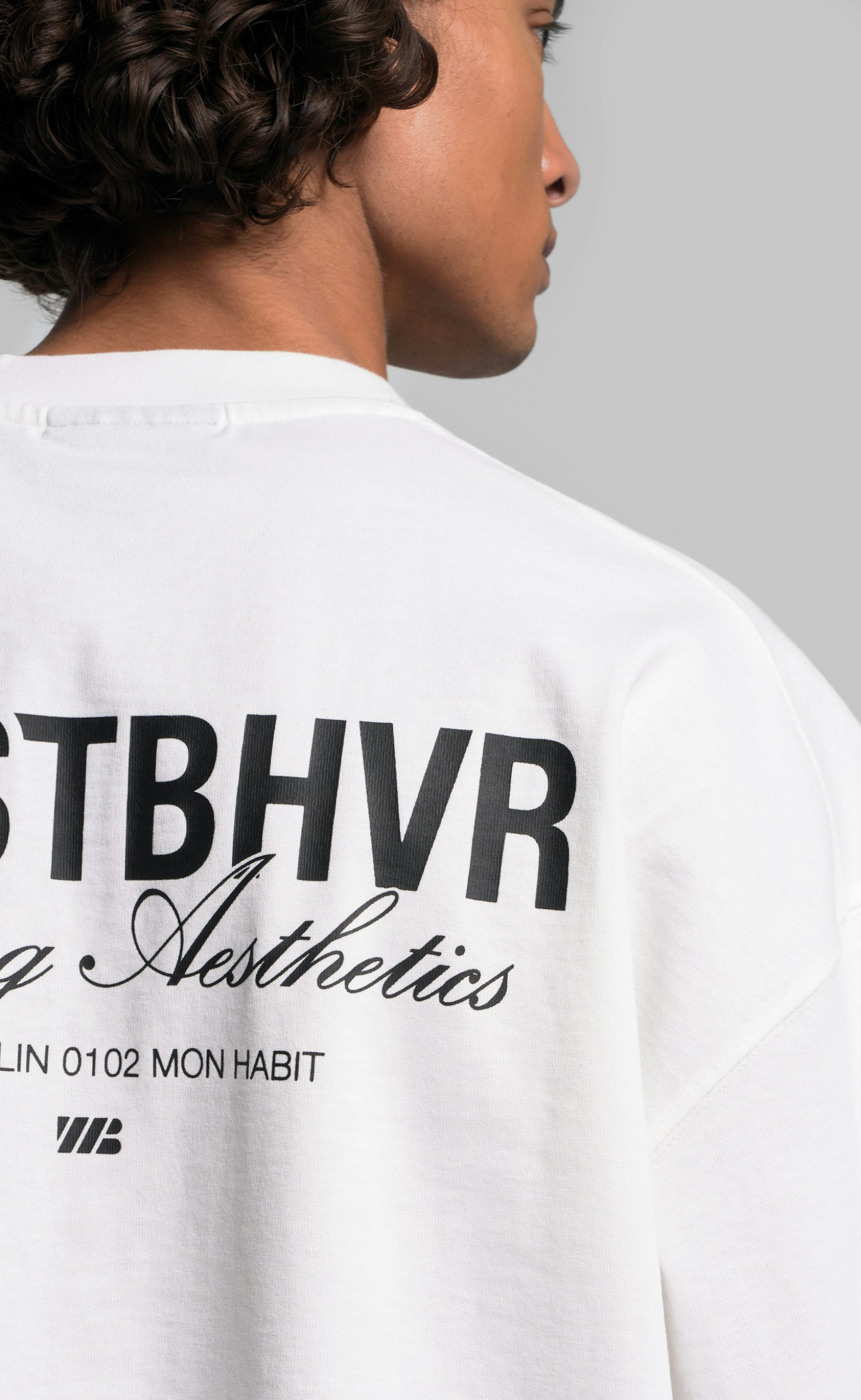 STUDIO V11 BRIGHT WHITE T-SHIRT