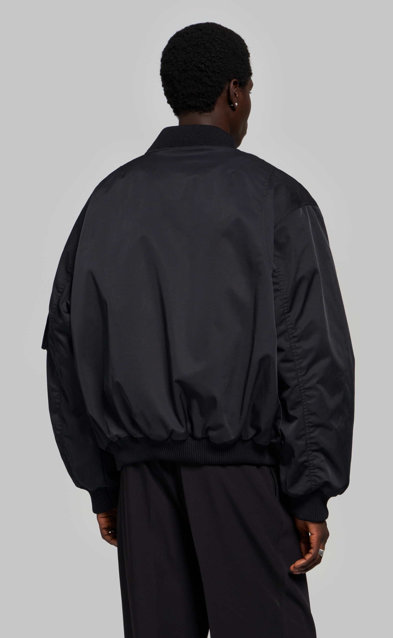 ARVEN V3 BOMBER BLACK JACKET