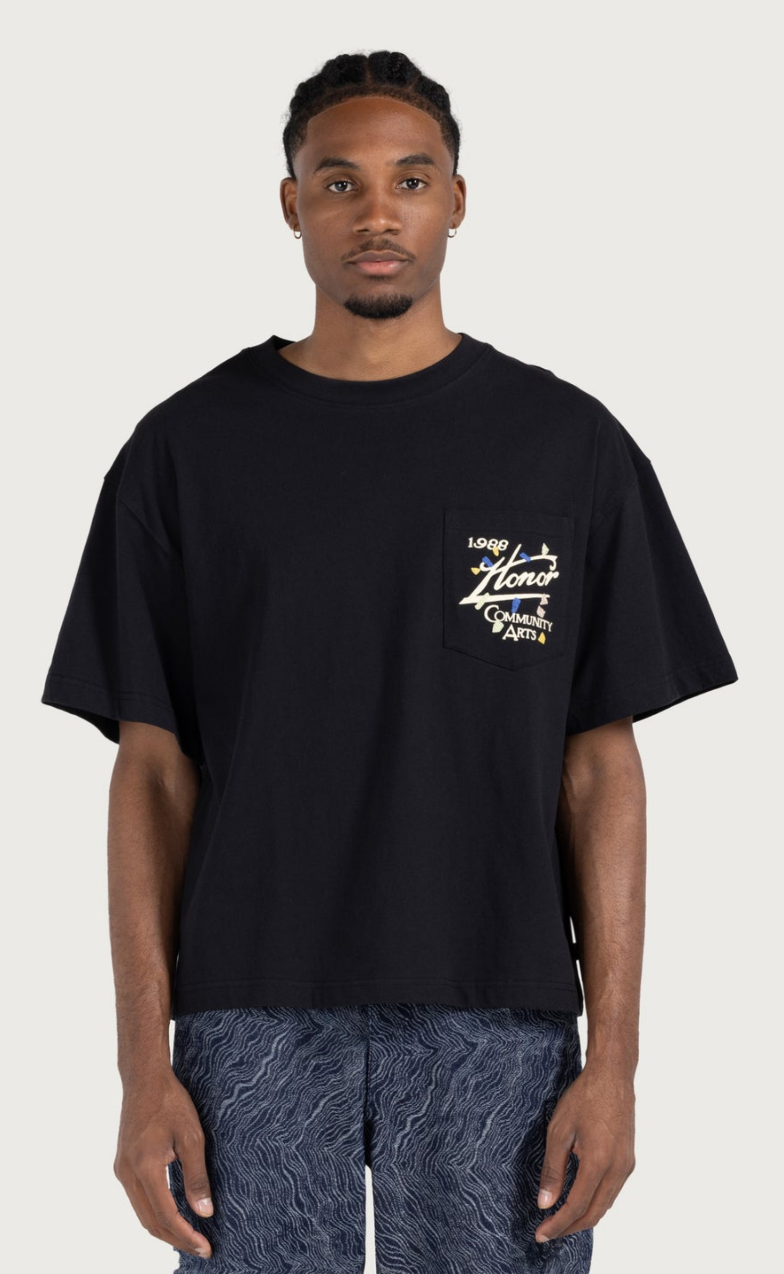 COMMUNITY ARTS BLACK T-SHIRT