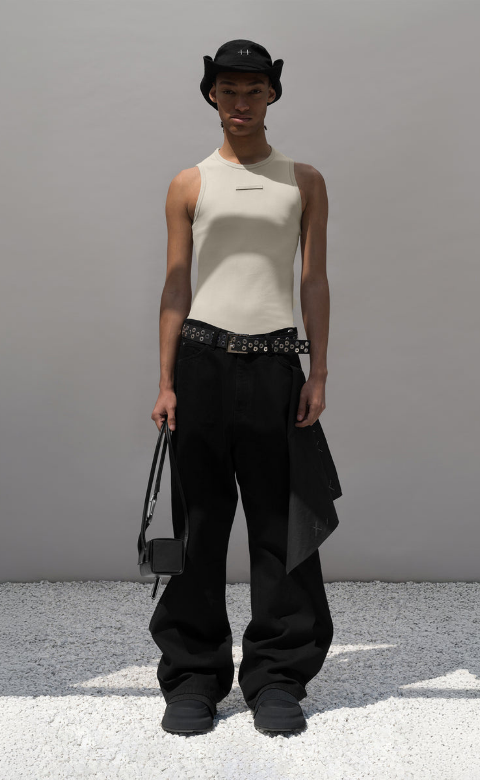 THYRA BLACK BELT