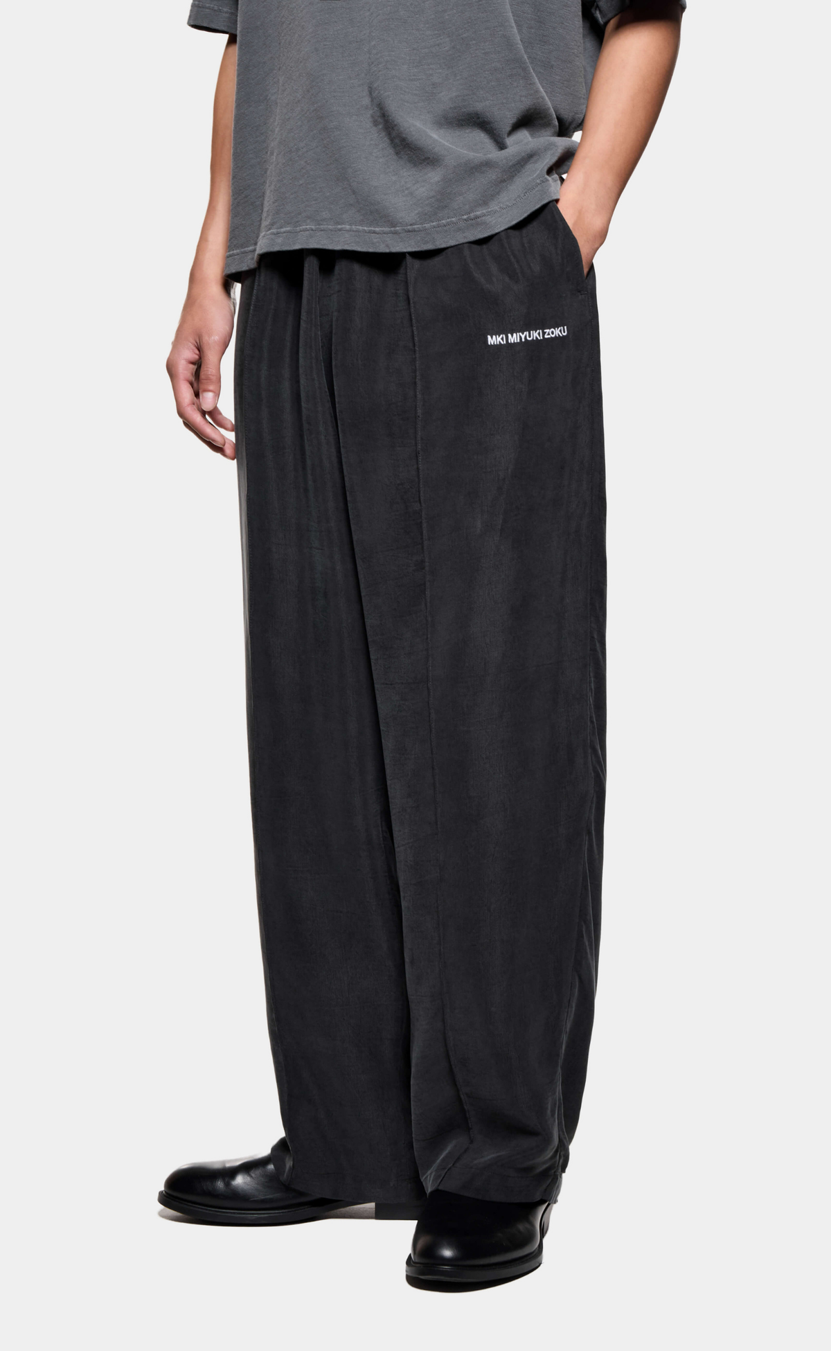 RIBBED CURPO WIDE LEG SUEDED BLACK PANTS