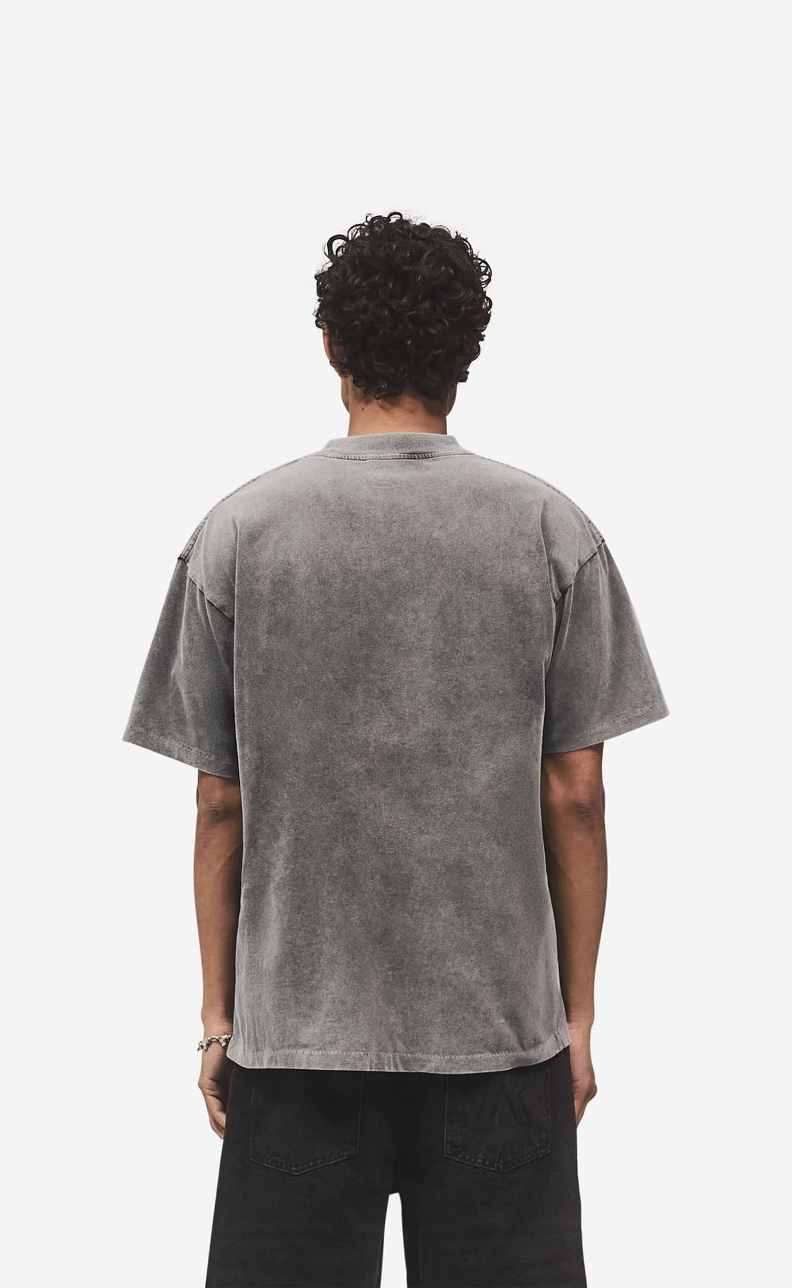 EMBROIDERED SERIF VINTAGE GREY T-SHIRT