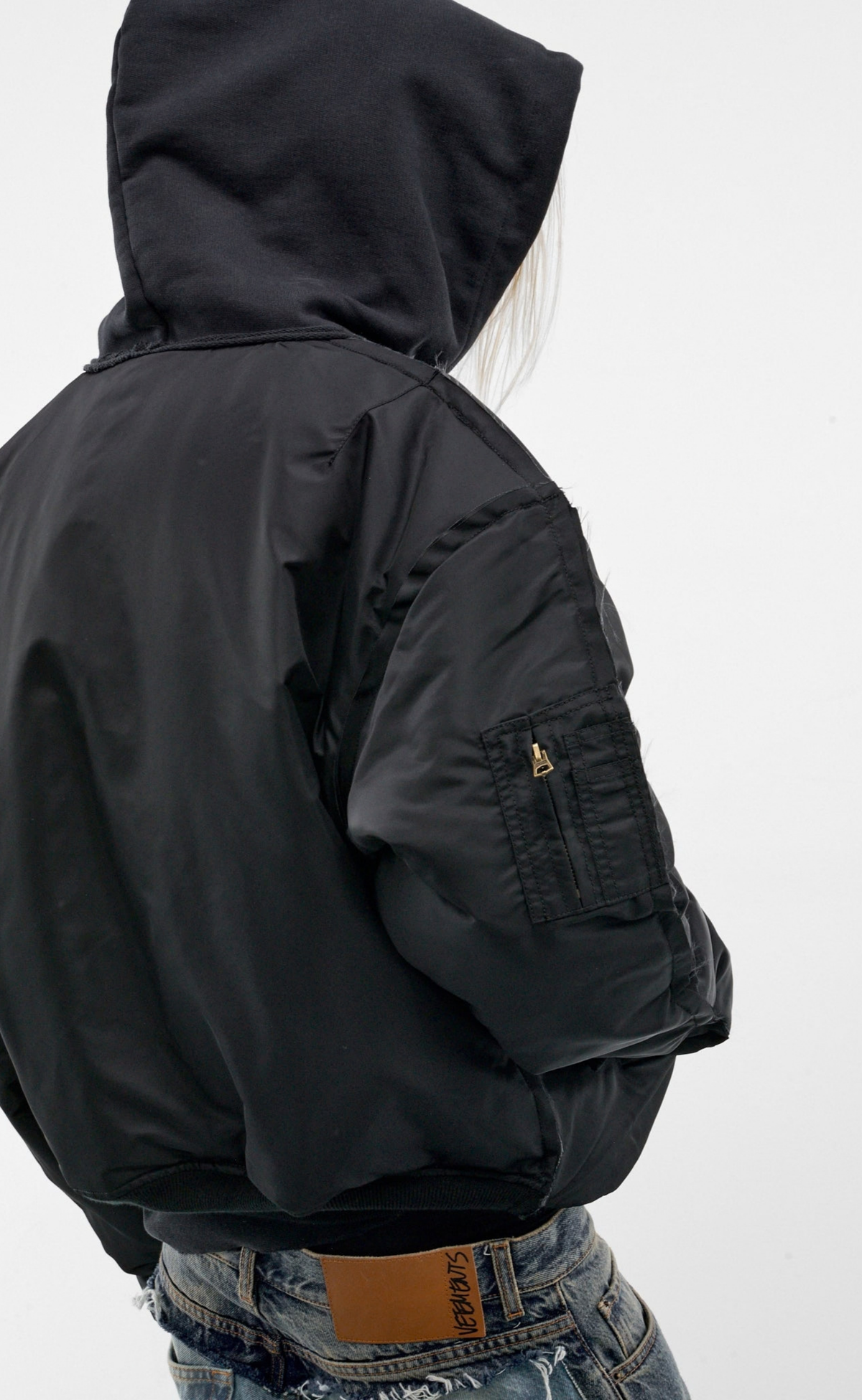 RECONSTRUCTED BOMBER BLACK JACKET