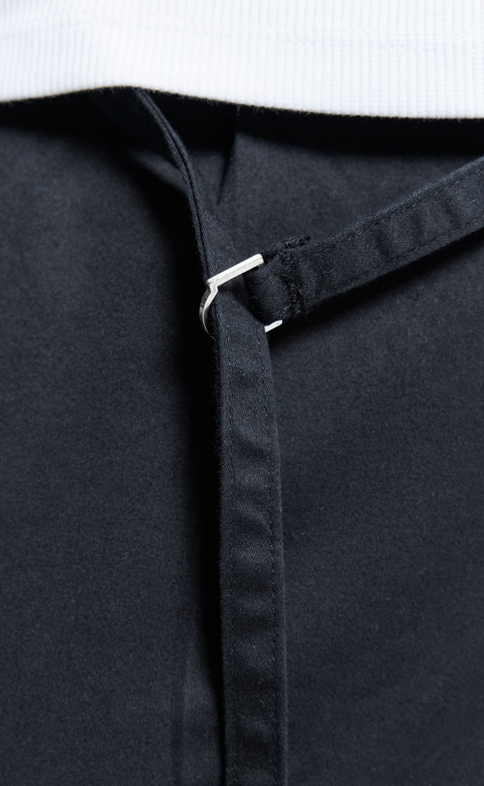 PLEATED CHINO BLACK PANTS