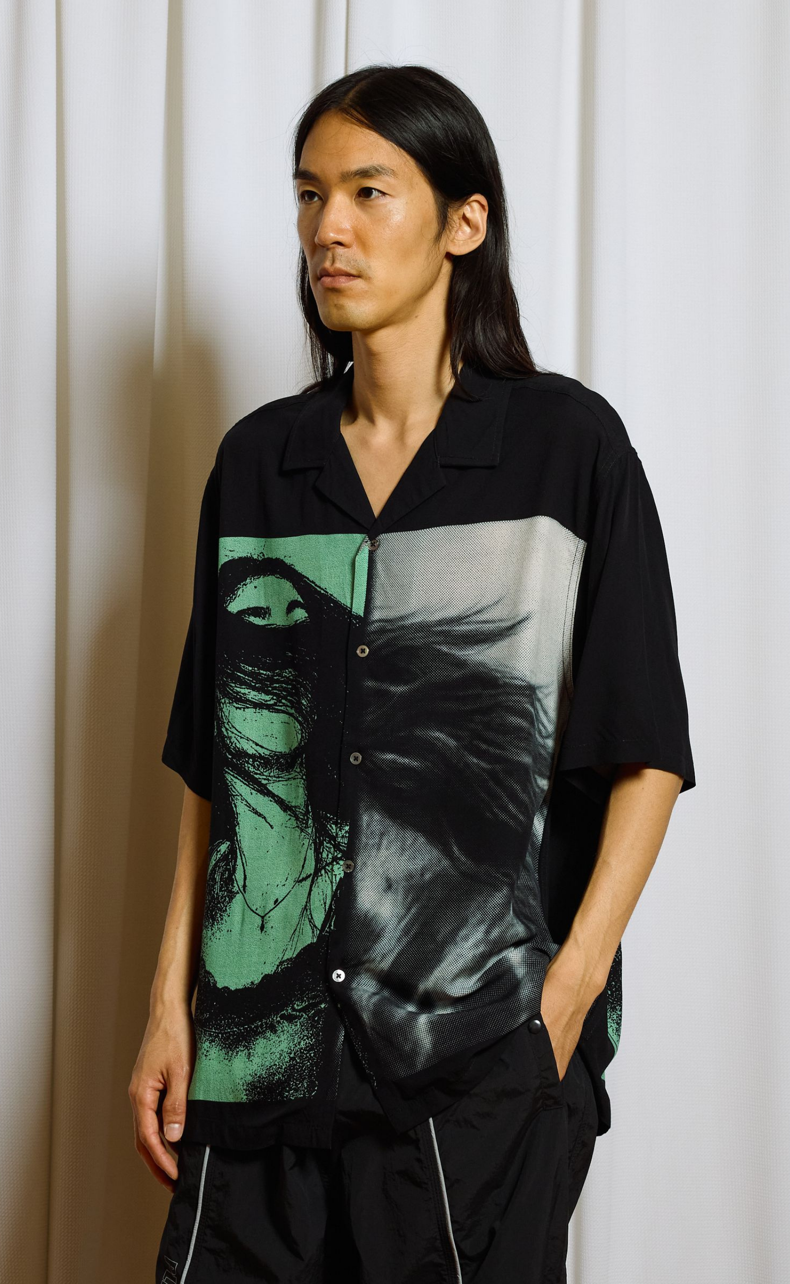 HORSE HAIR BUTTON UP BLACK SHIRT