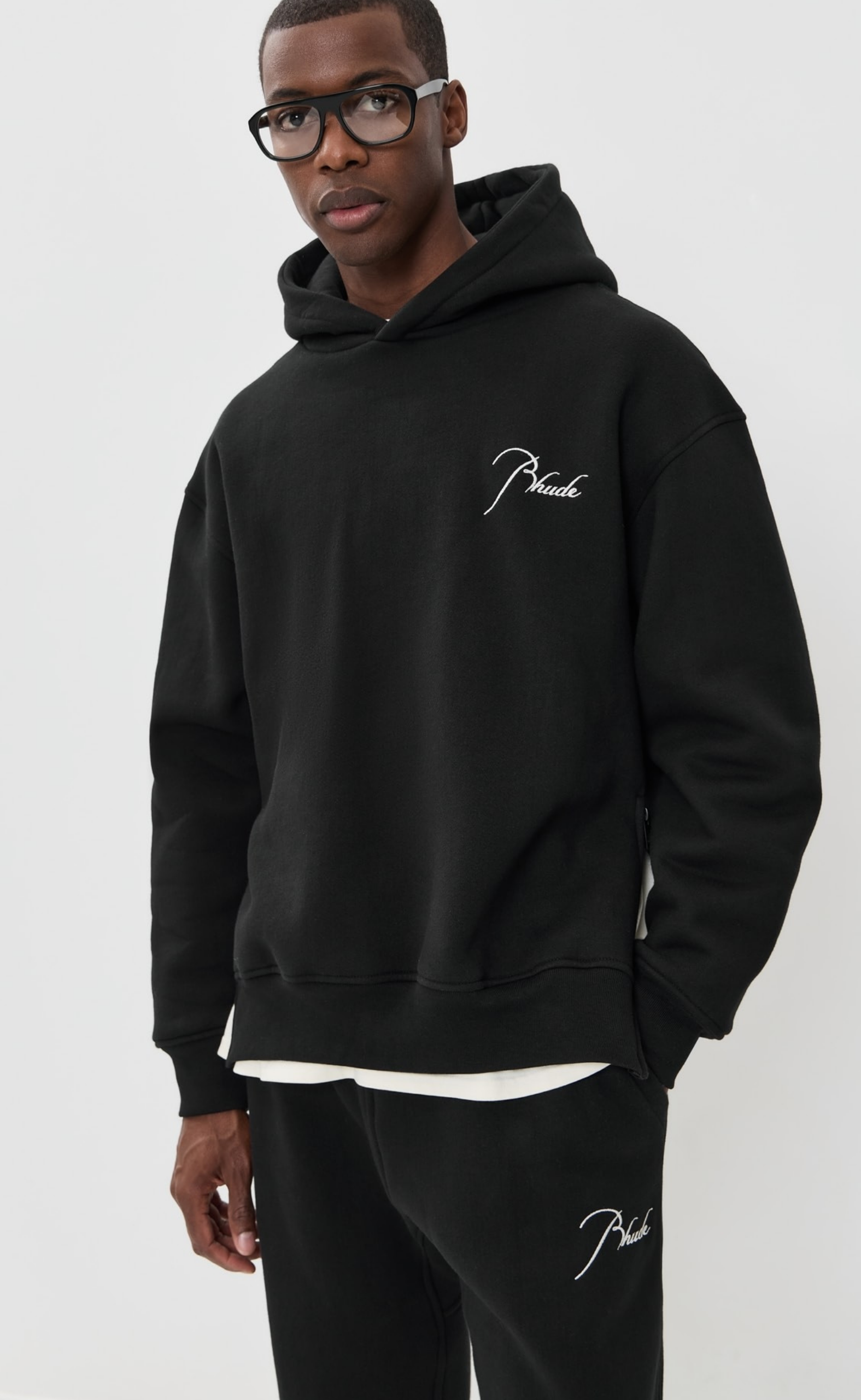 CLASSIQUE SIDE ZIP PULLOVER BLACK HOODIE