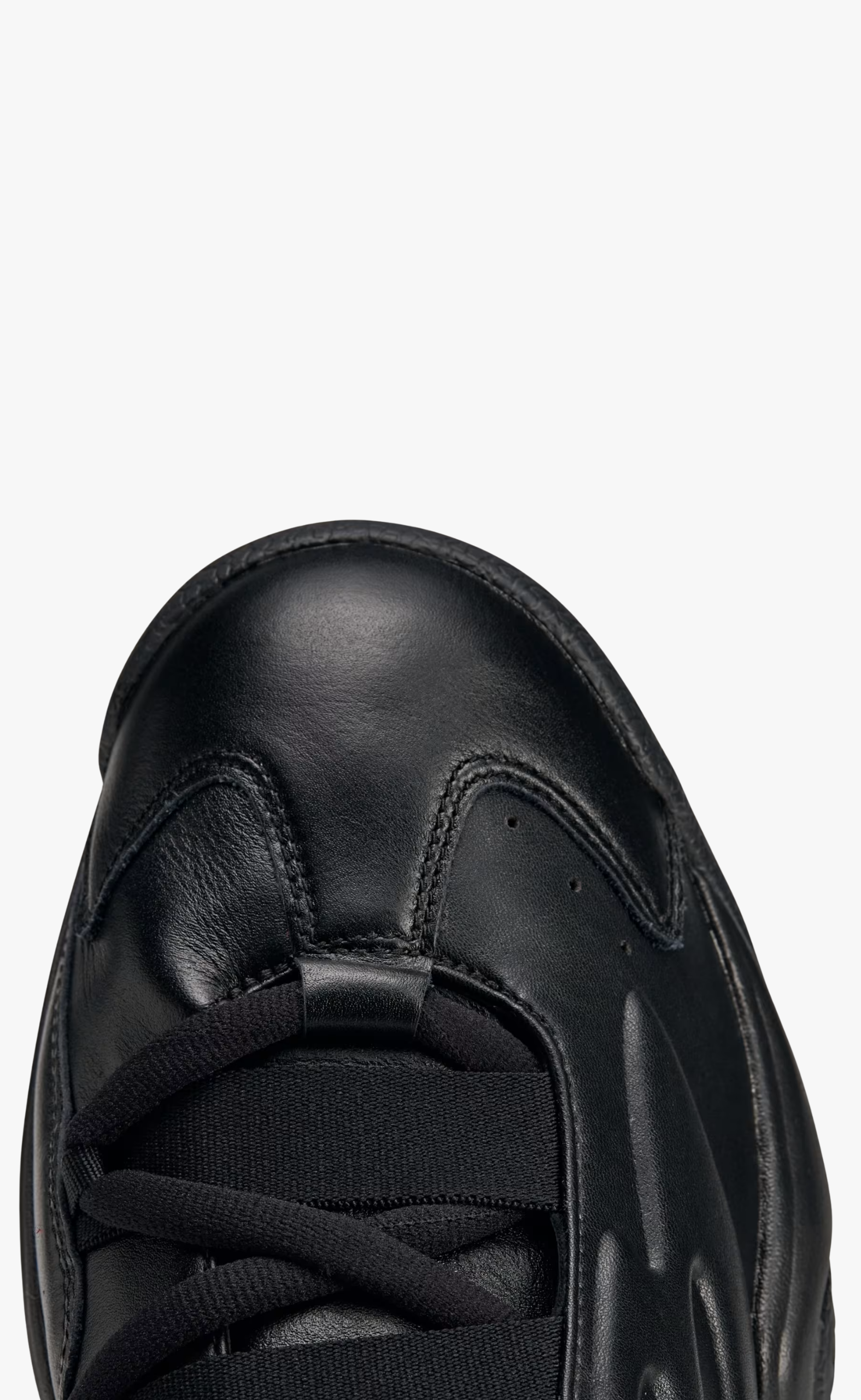 Y-3 MEGABALL BLACK SNEAKER