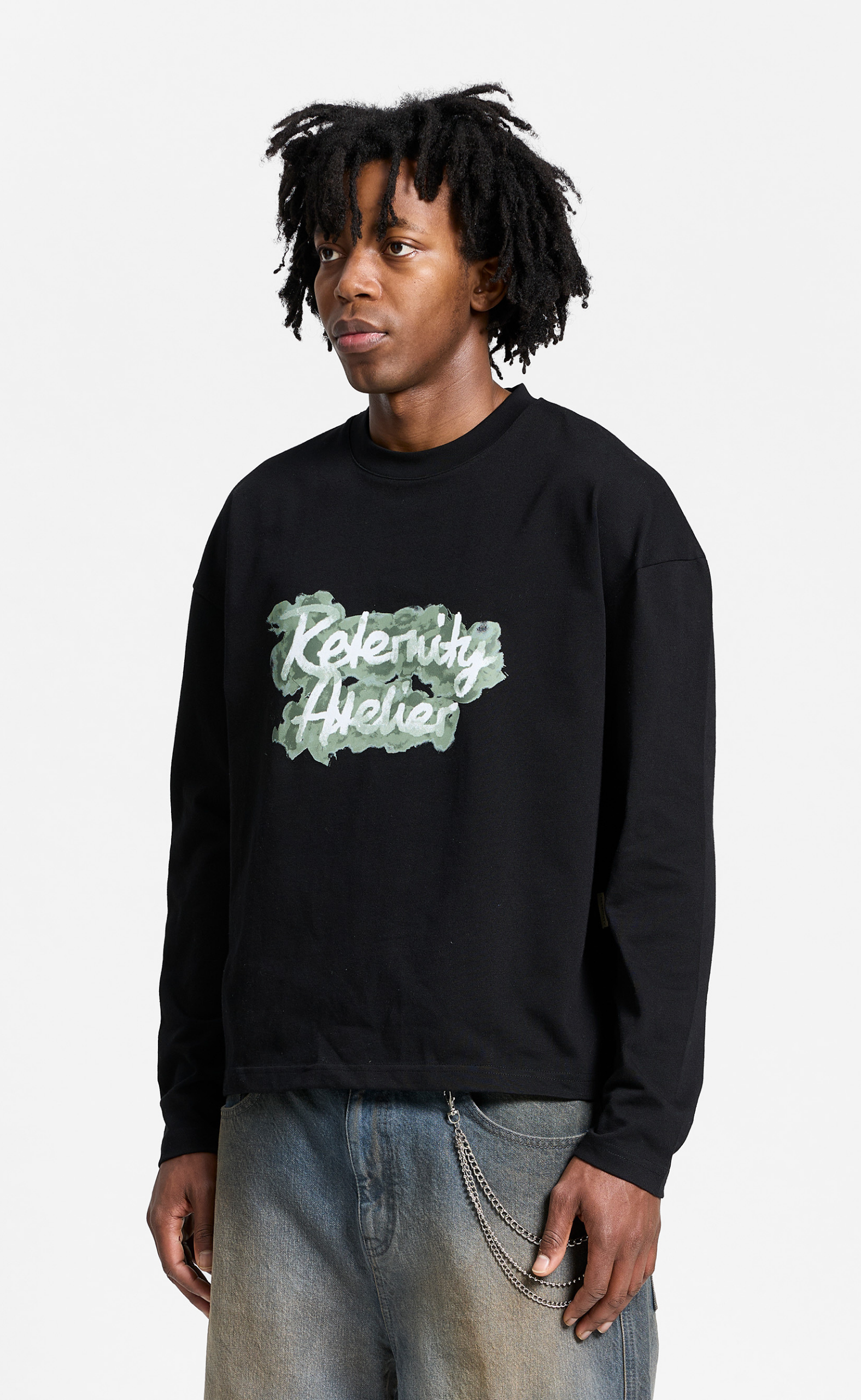 LE VERNIS BLACK LONGSLEEVE
