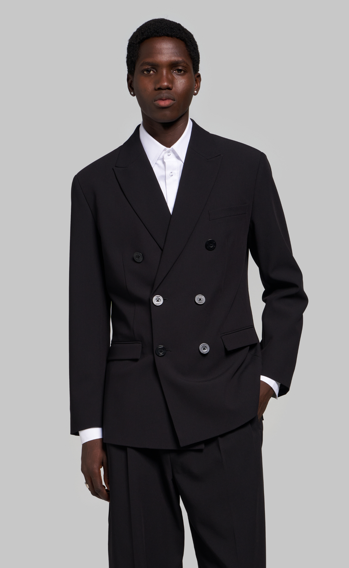 NEVAN BLACK BLAZER