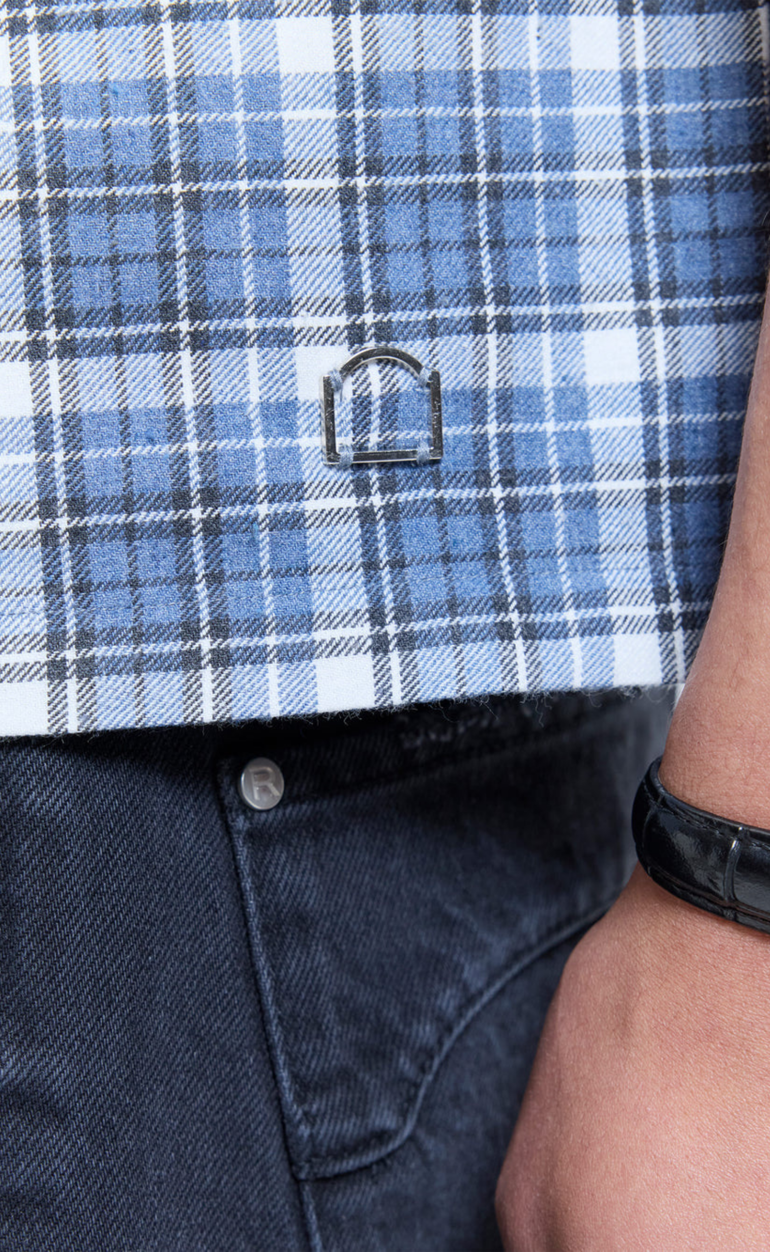 L ARTISAN FLANNEL BLUE SHIRT