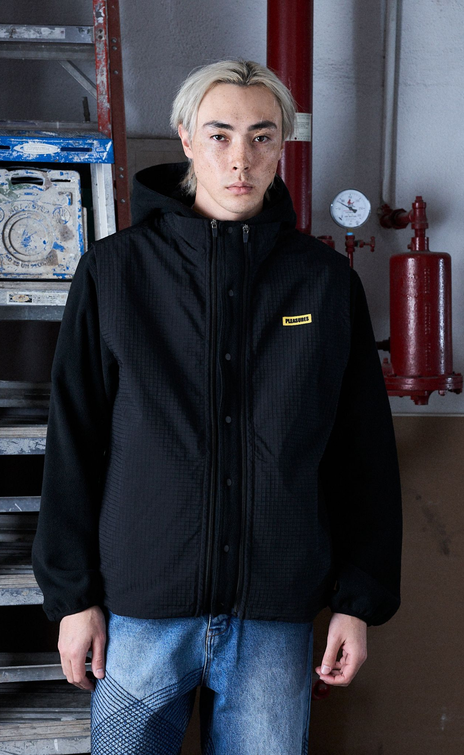 OVERTURE CONVERTIBLE BLACK JACKET