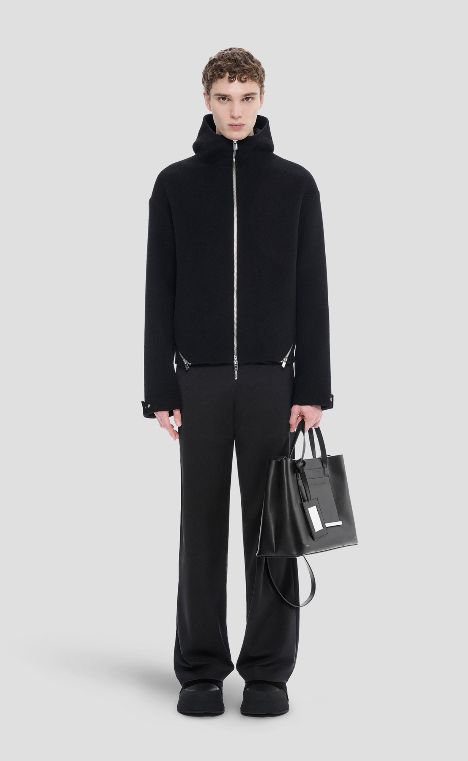 LAMPI KNIT BLACK HOODIE