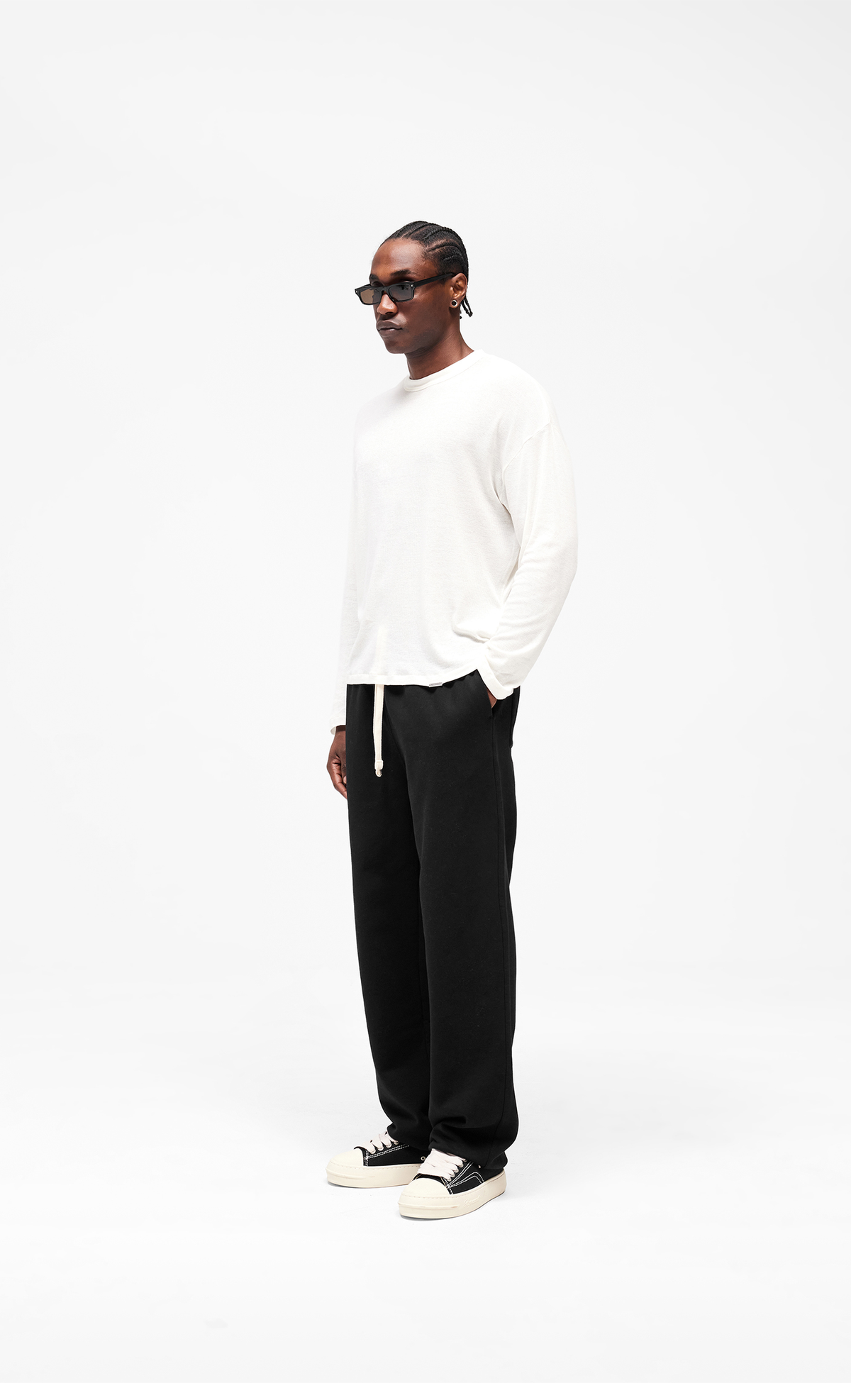 INITIAL WIDE LEG CUFFED JET BLACK SWEATPANTS