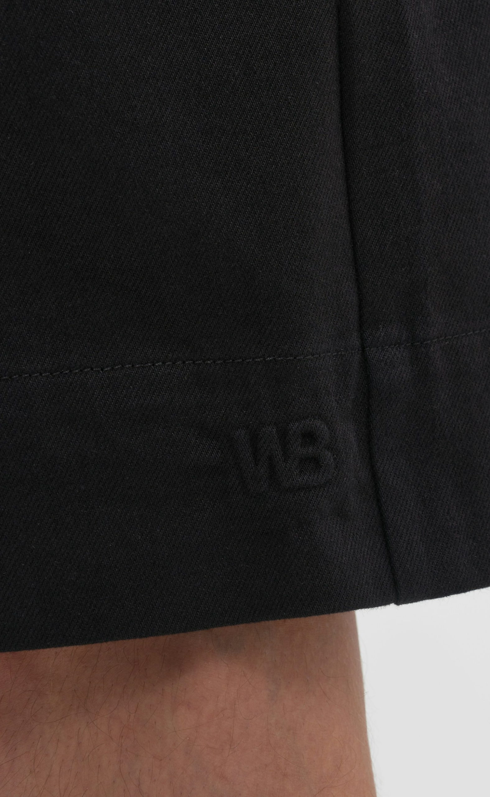 KORU BLACK SHORTS