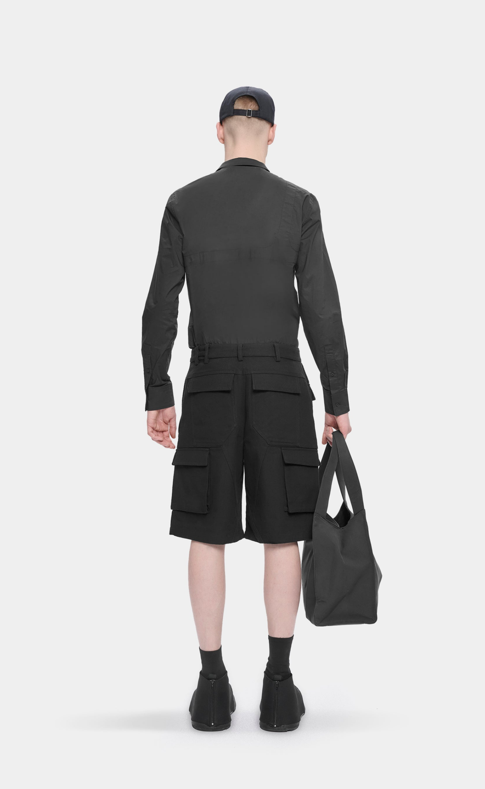 HELIOT CELLULAE CARGO BLACK SHORTS