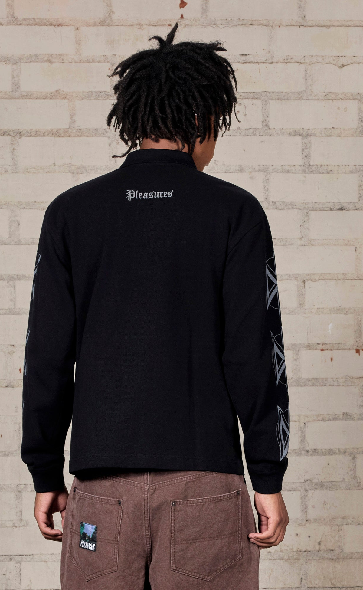 POSTER POLO BLACK CREWNECK