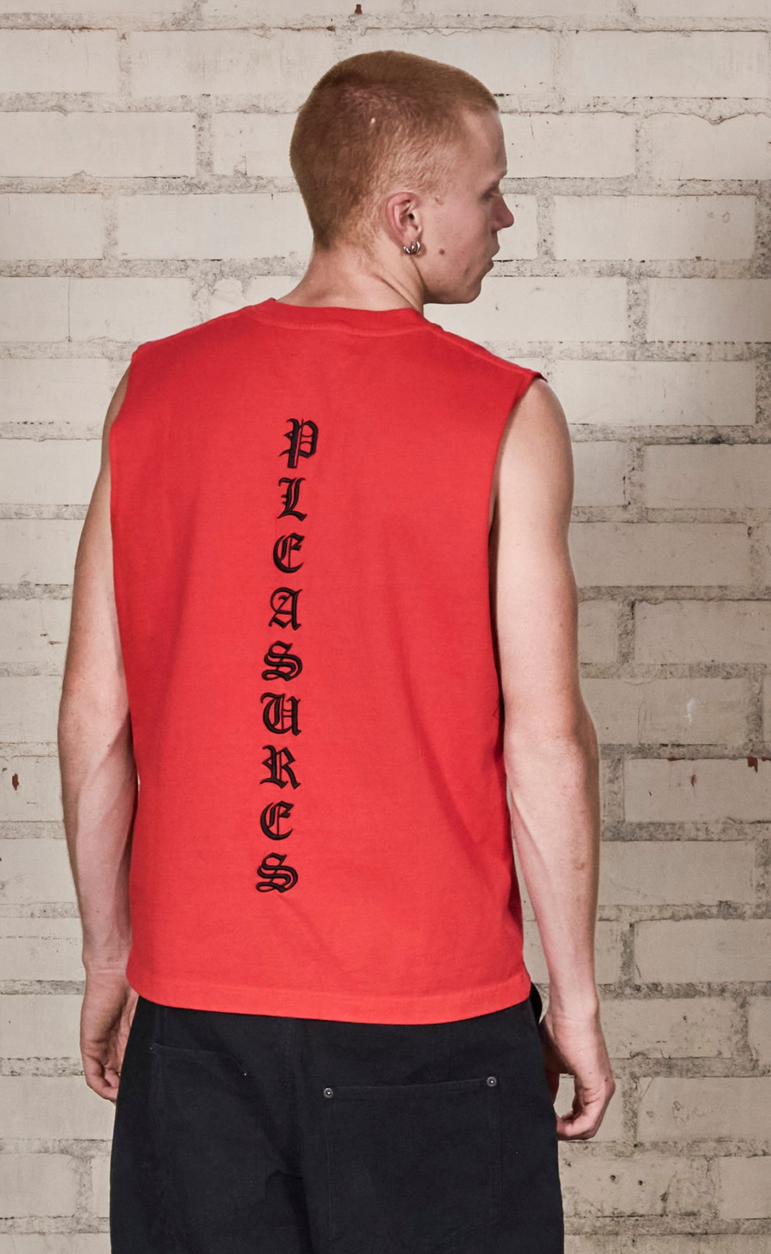 SORROW TOMATO TANK TOP