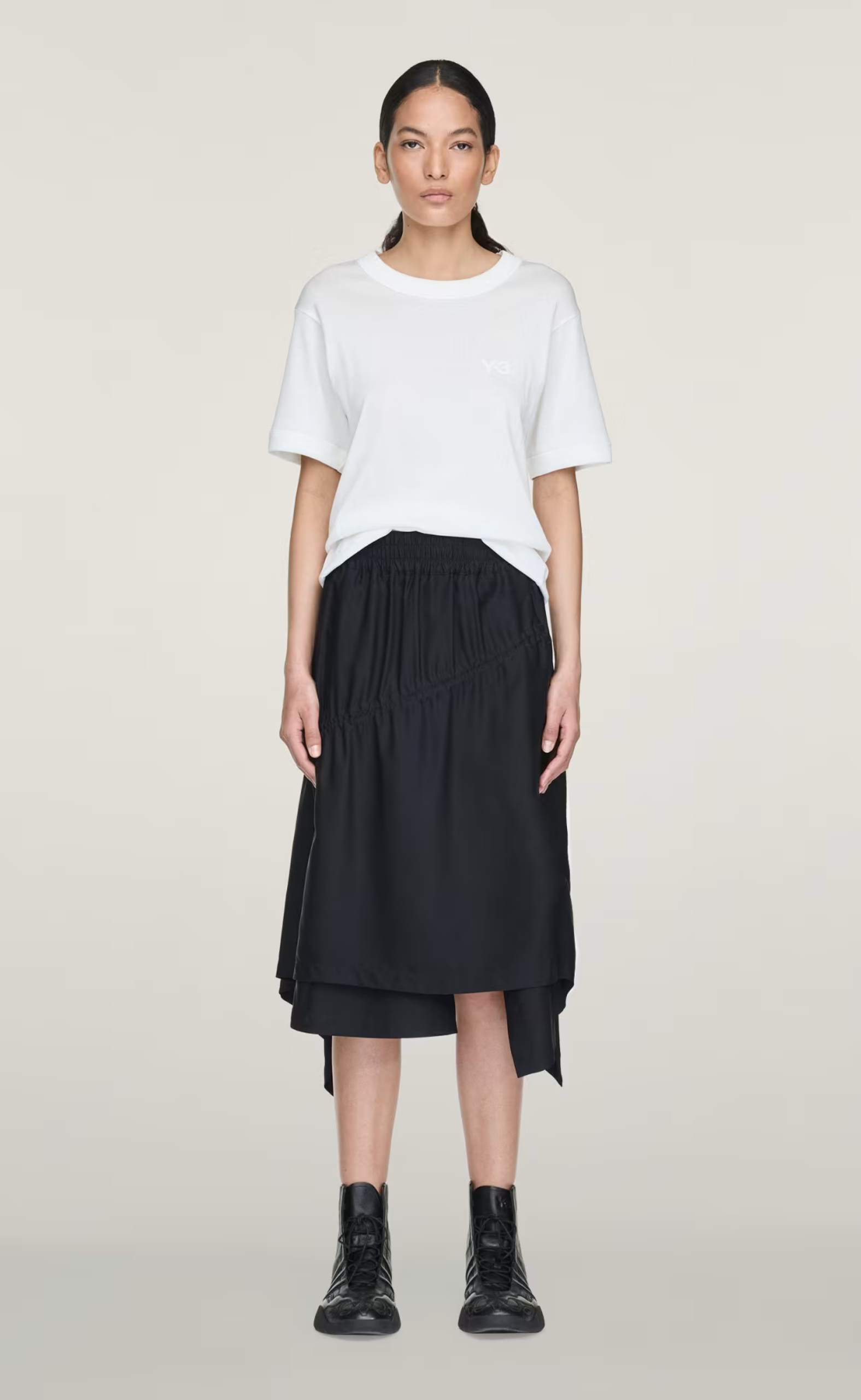 SLIM WHITE T-SHIRT