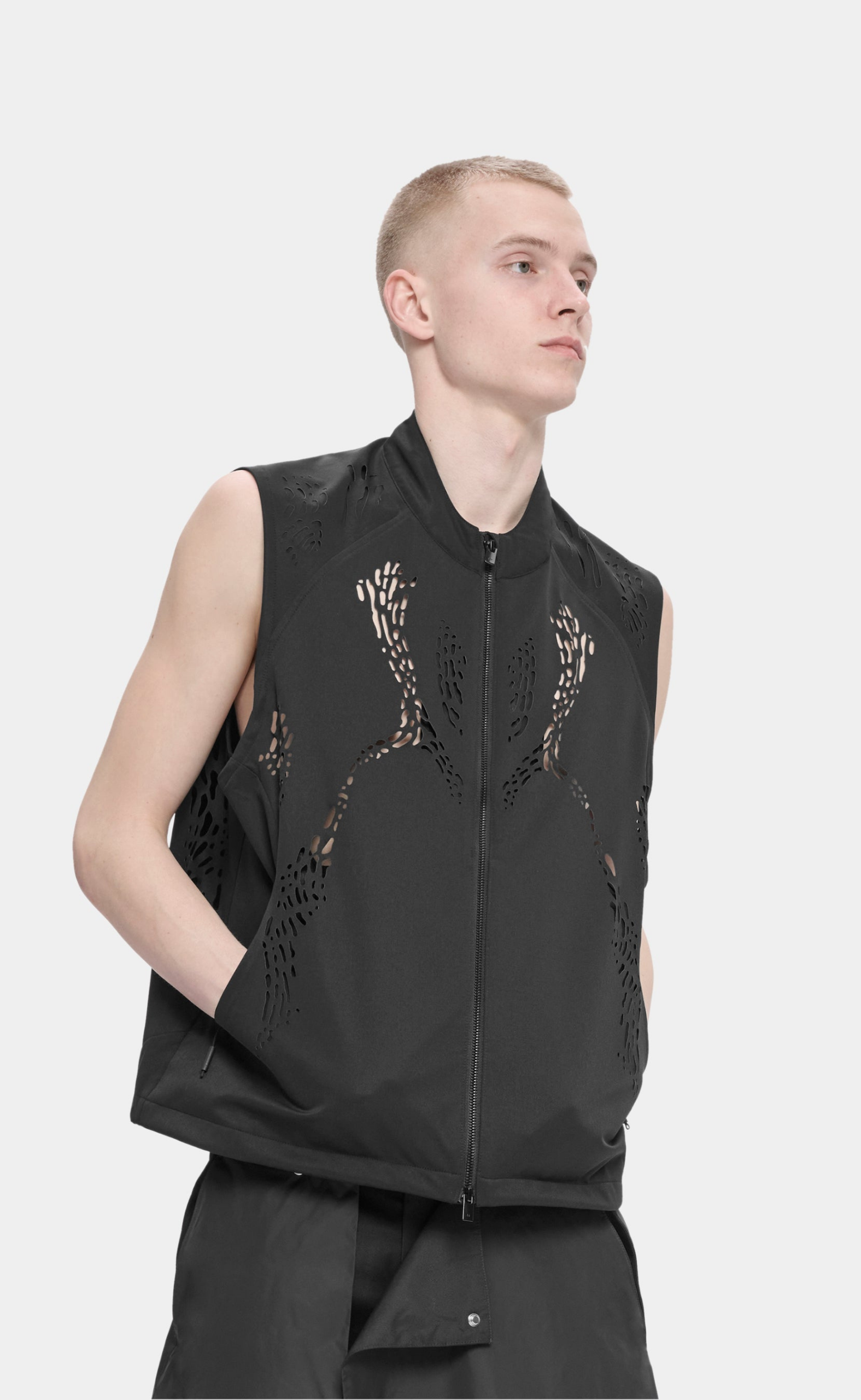 ROAN BLACK VEST