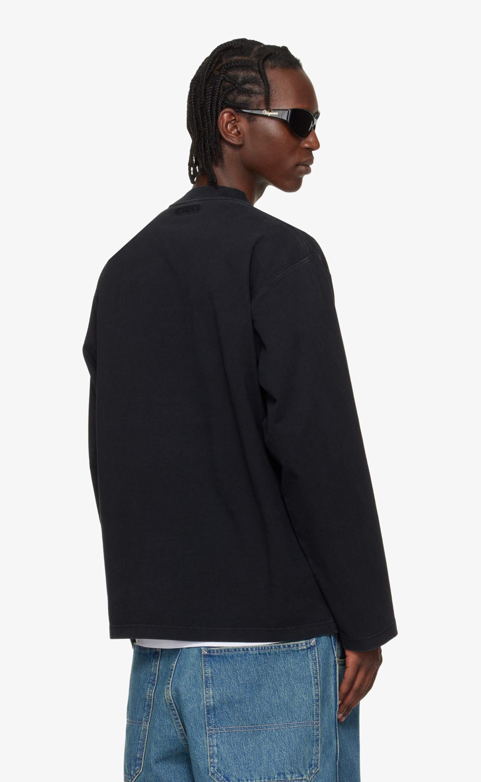 PARIS BLACK LONGSLEEVE