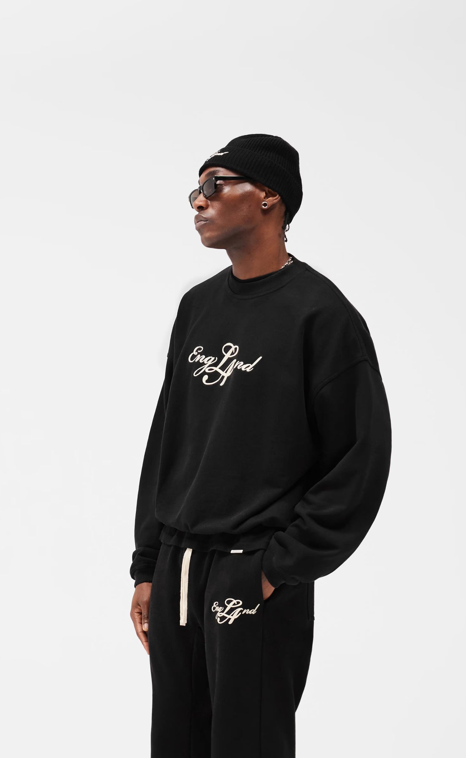 ENGLAND JET BLACK SWEATER