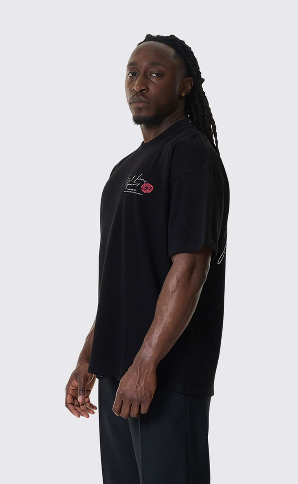 LOVE AND KISSES JET BLACK T-SHIRT