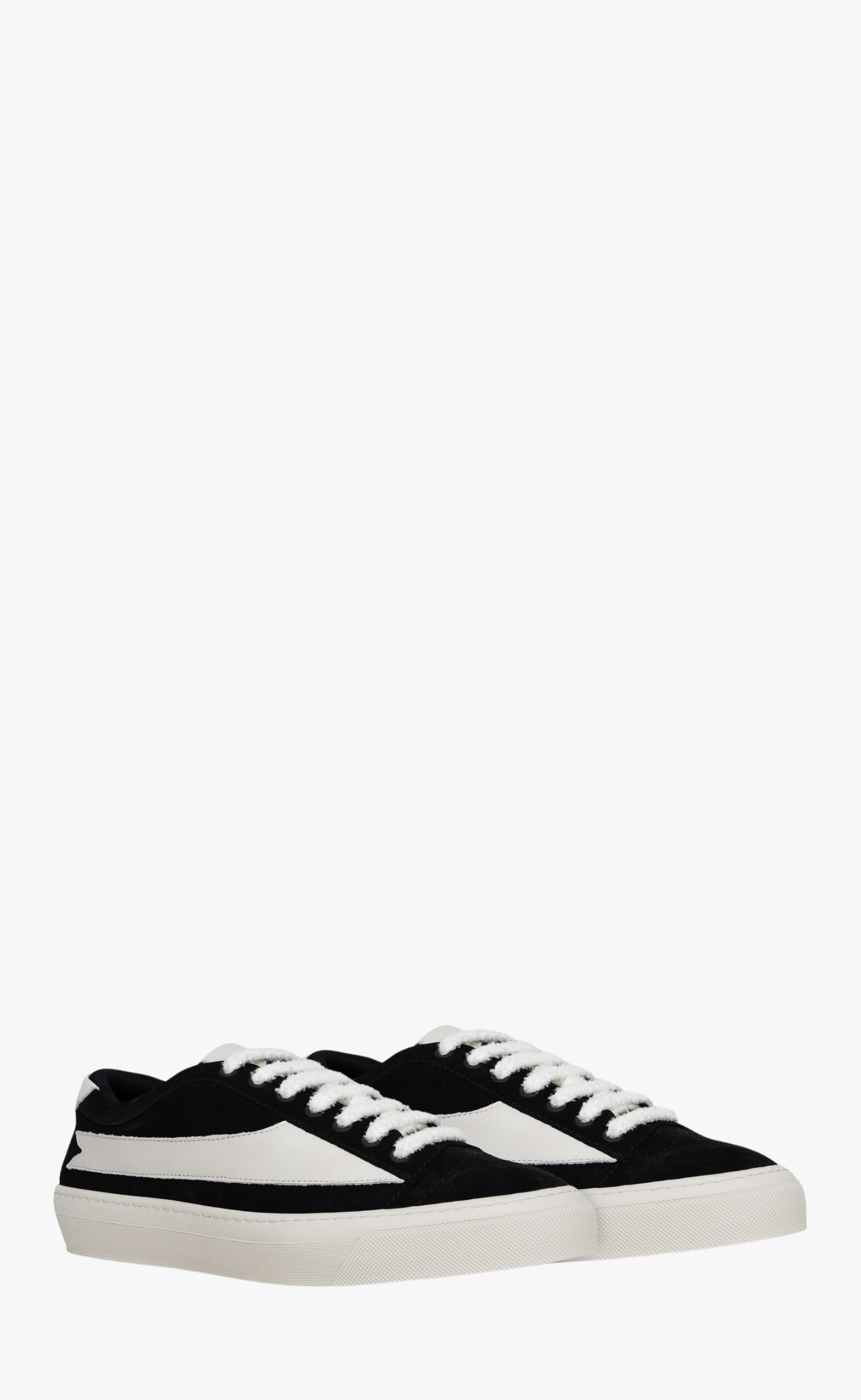 ROUGH FATE BLACK SNEAKER