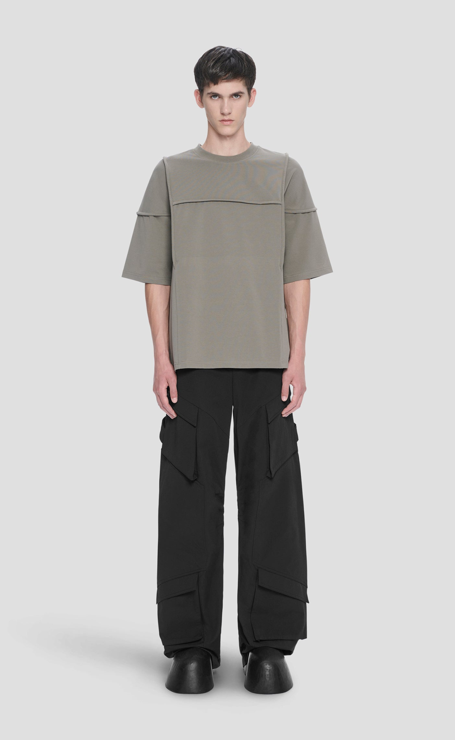 CELLULAE CARGO BLACK PANTS