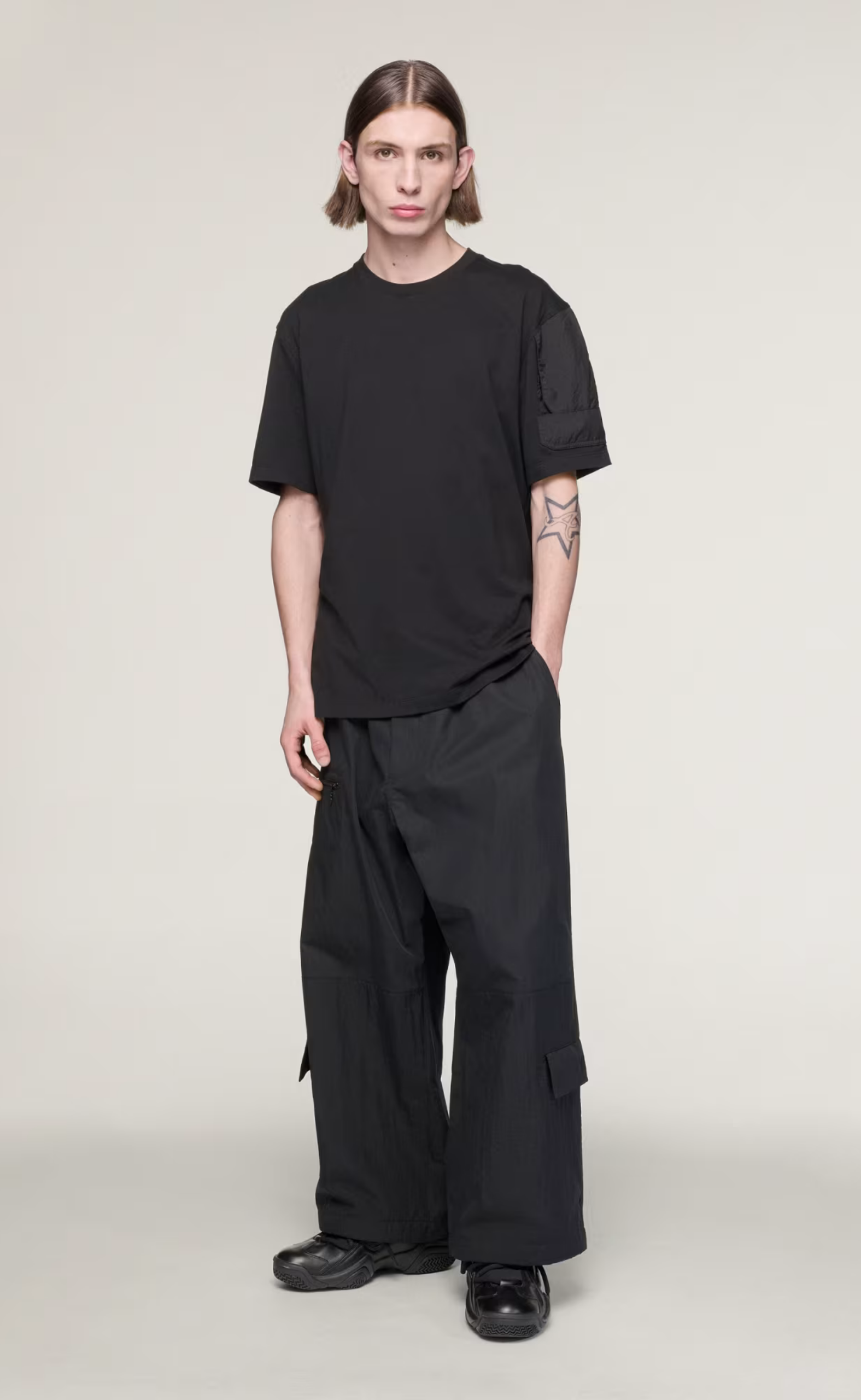 Y-3 UTILITY SHORT SLEEVE BLACK T-SHIRT