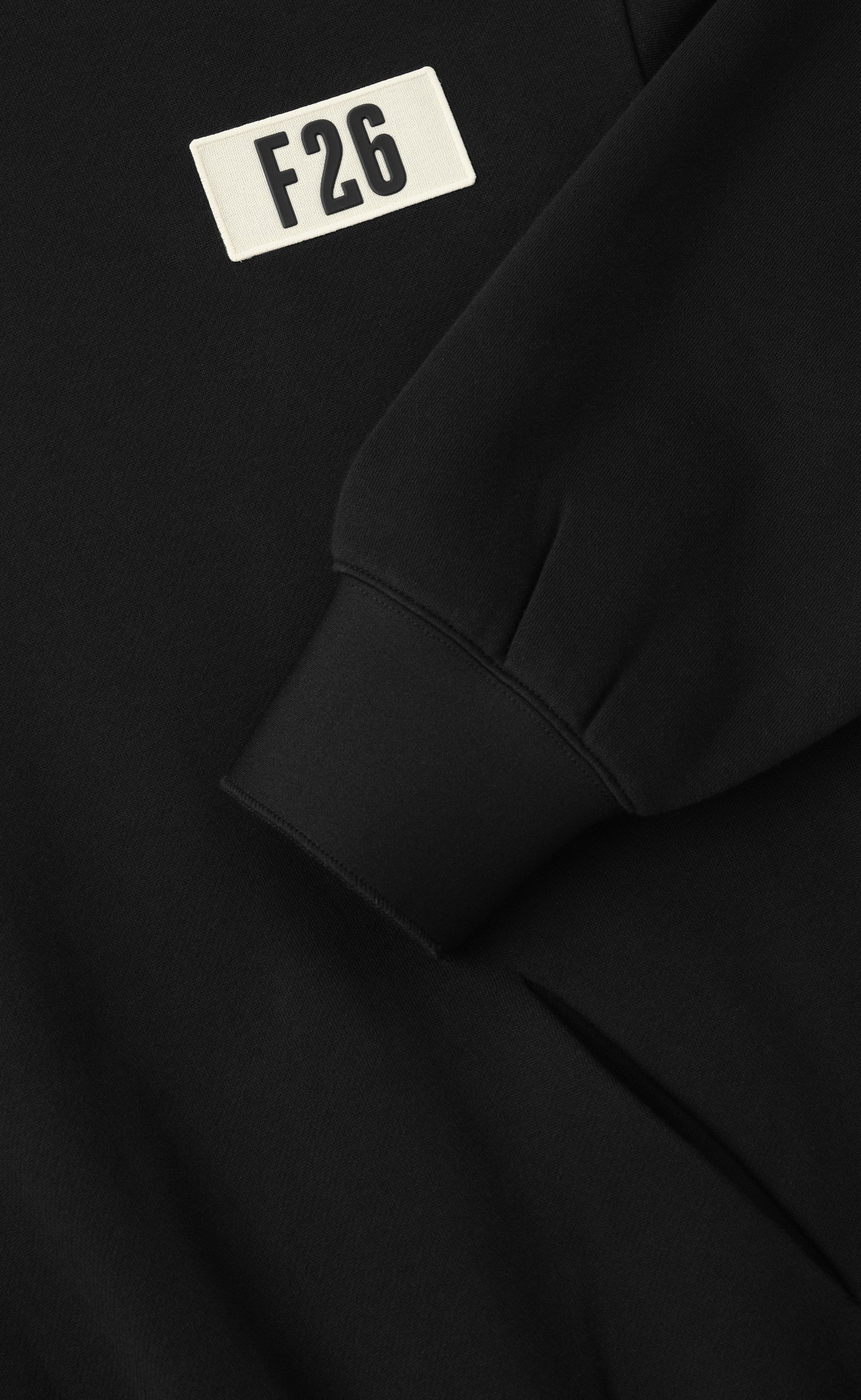 90'S VINTAGE BLACK HOODIE