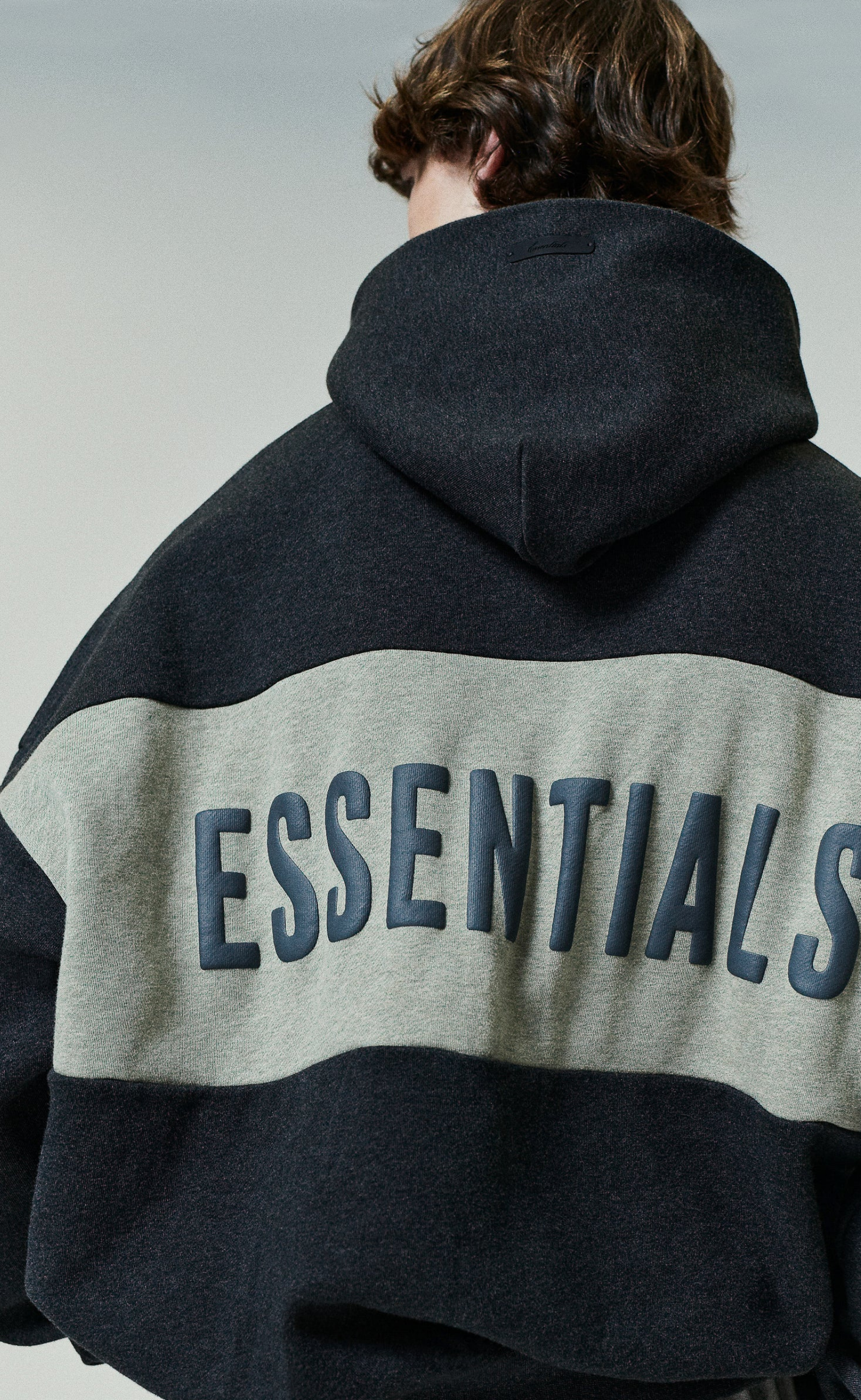 CROPPED RELAXED PANELLED IRON GREY HEATHER HOODIE