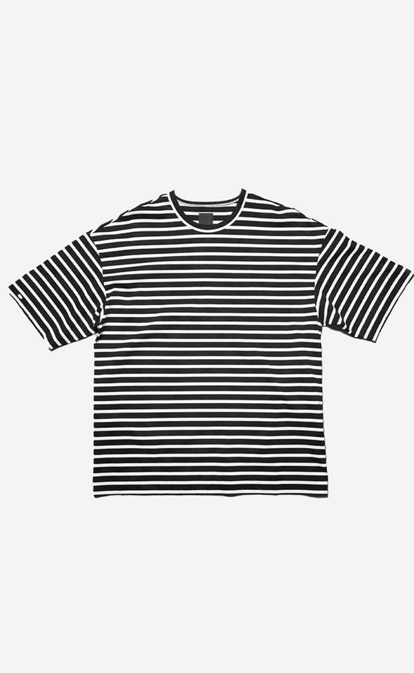 BLACK EMBROIDERY SEMI-OVER FIT STRIPE T-SHIRTS