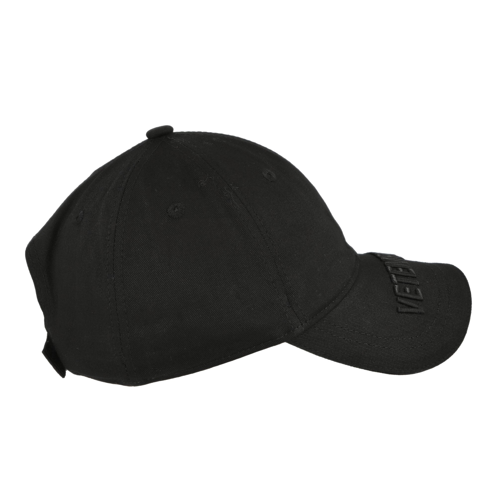 BLACKOUT LOGO BLACK HAT