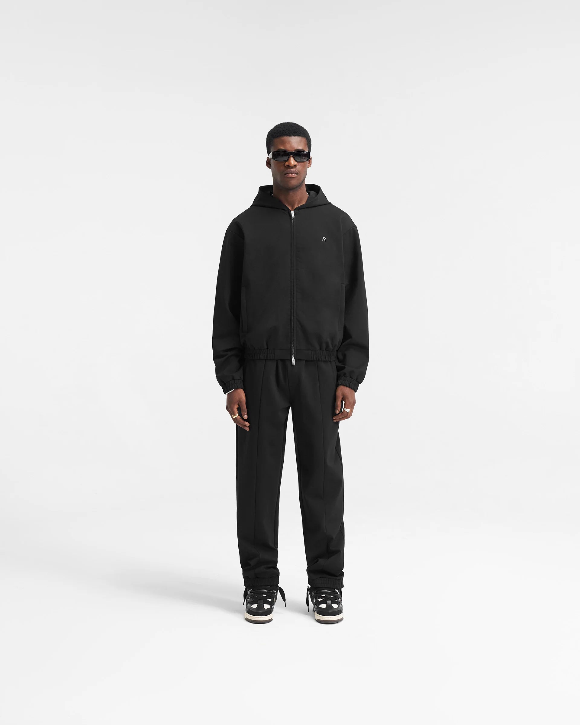 BLACK RELAXED TRACKSUIT SWEATPANT