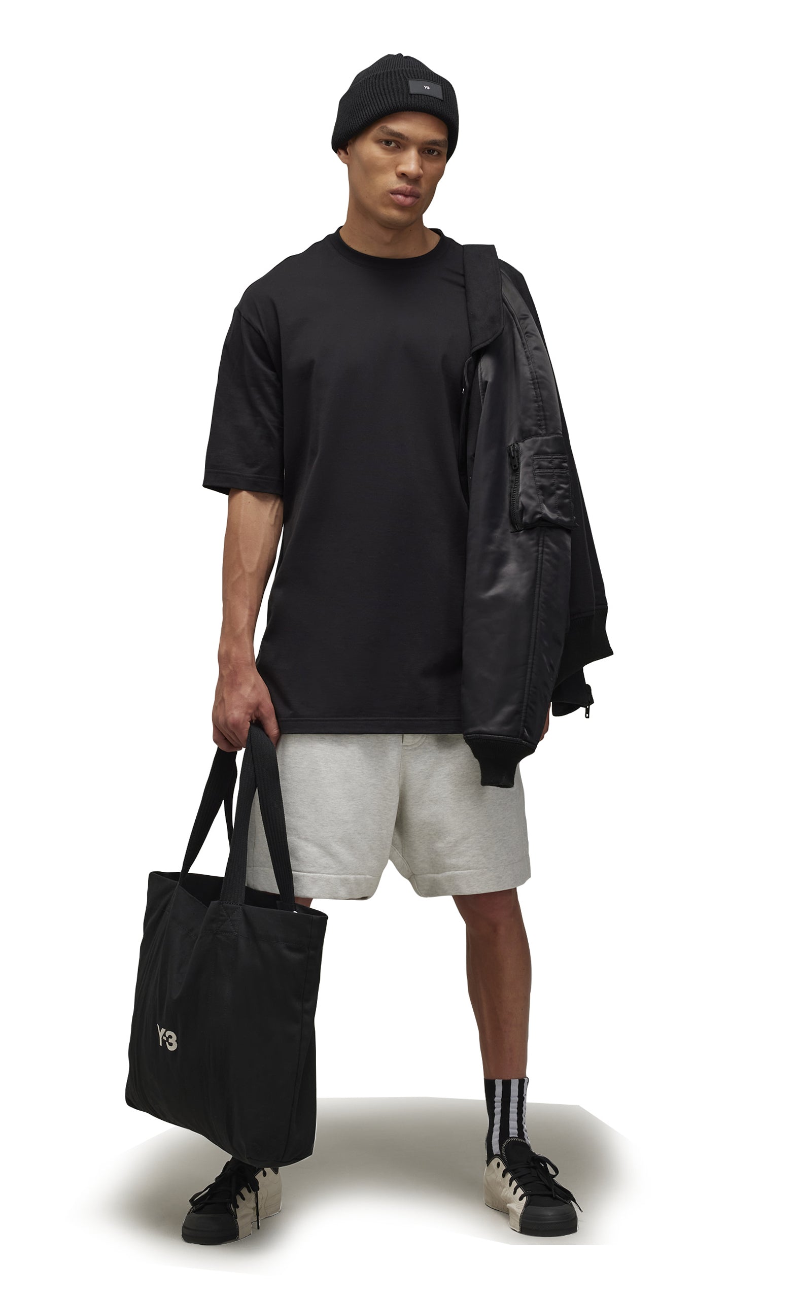 BOXY REGULAR CREW BLACK T-SHIRT