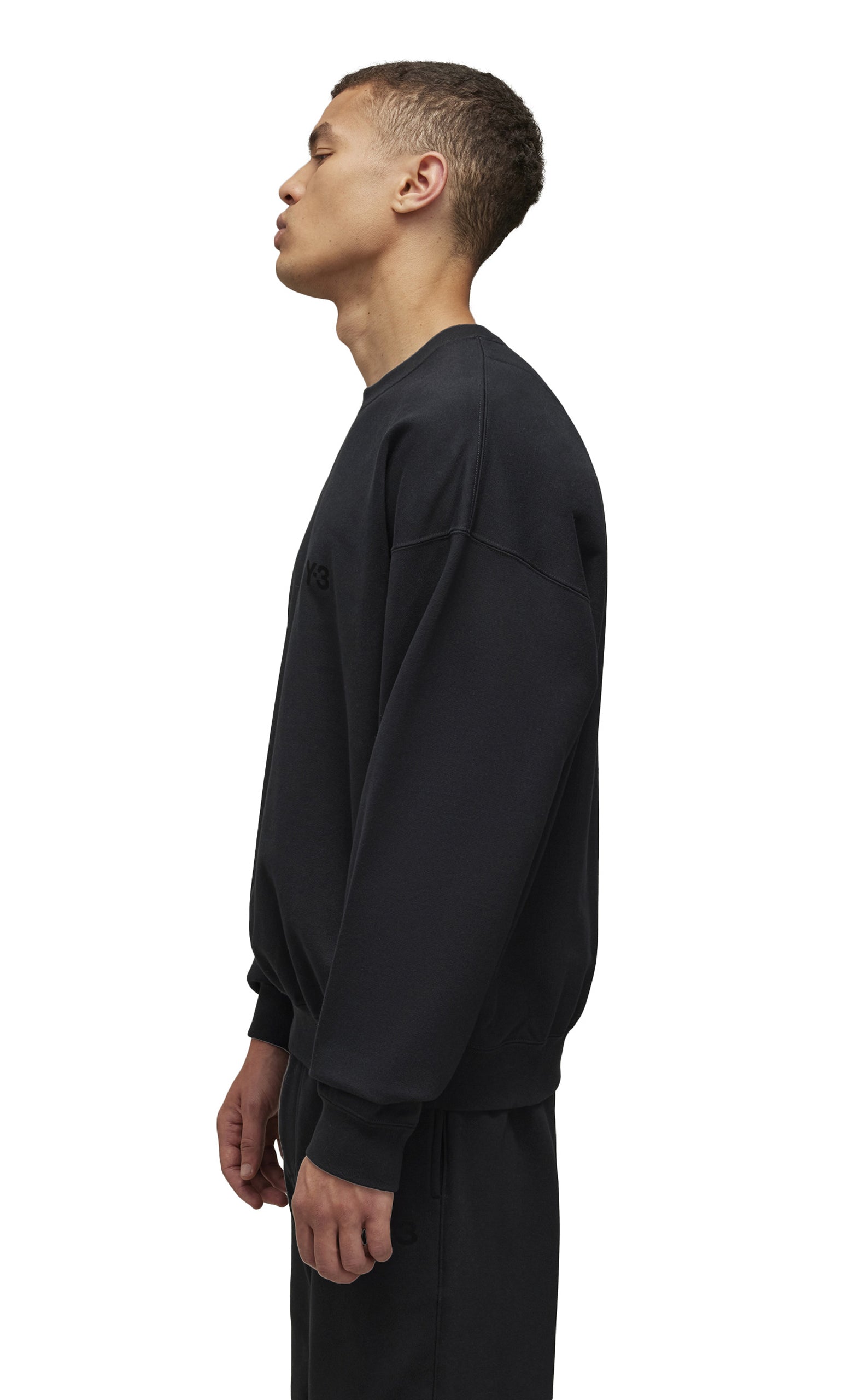 BRUSHED TERRY BLACK CREWNECK