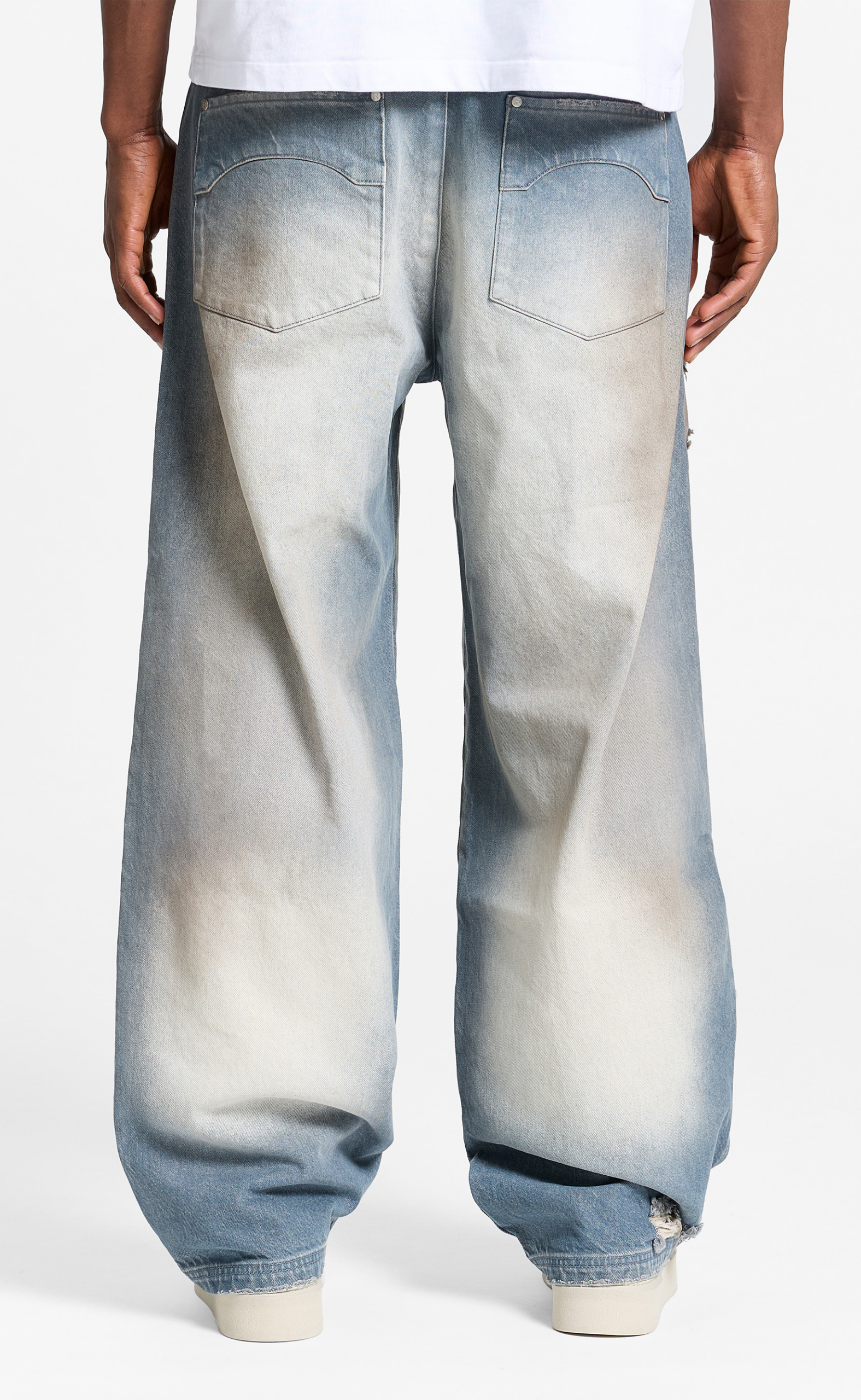 COLORIS DISTRESSED BLUE JEANS