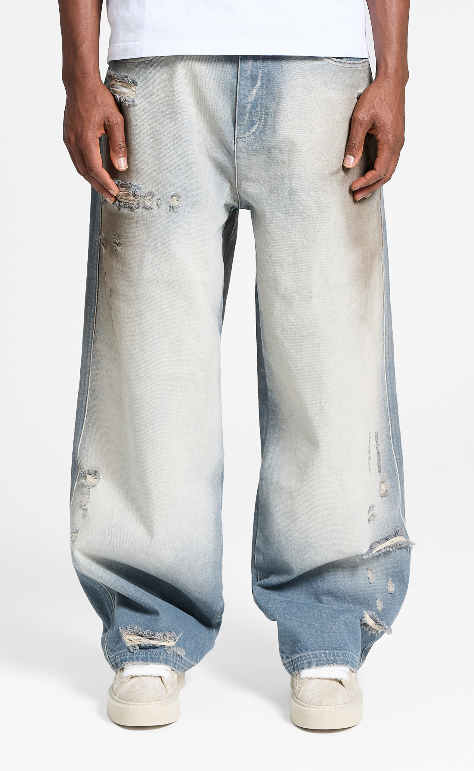 COLORIS DISTRESSED BLUE JEANS