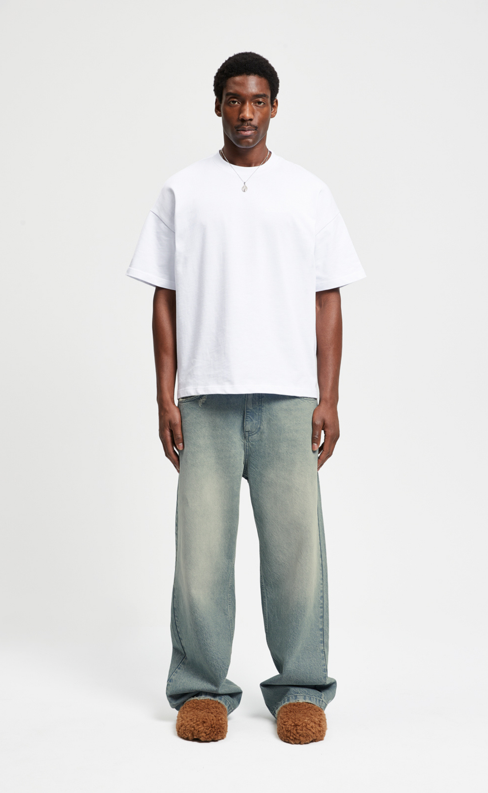 ESSENTIAL BAGGY LIGHT BLUE JEANS