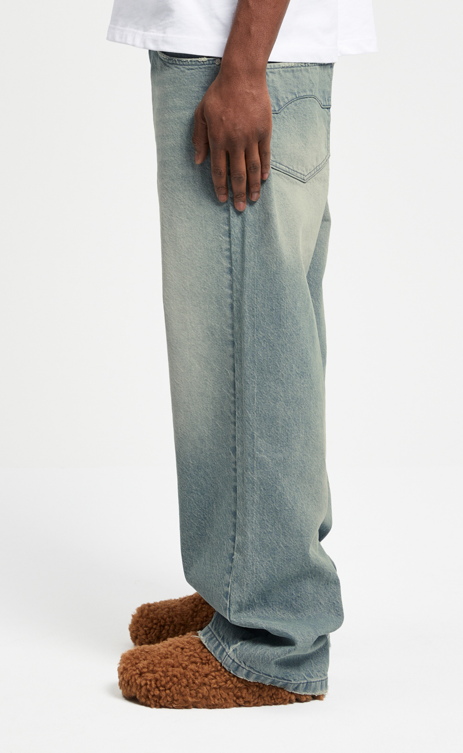ESSENTIAL BAGGY LIGHT BLUE JEANS