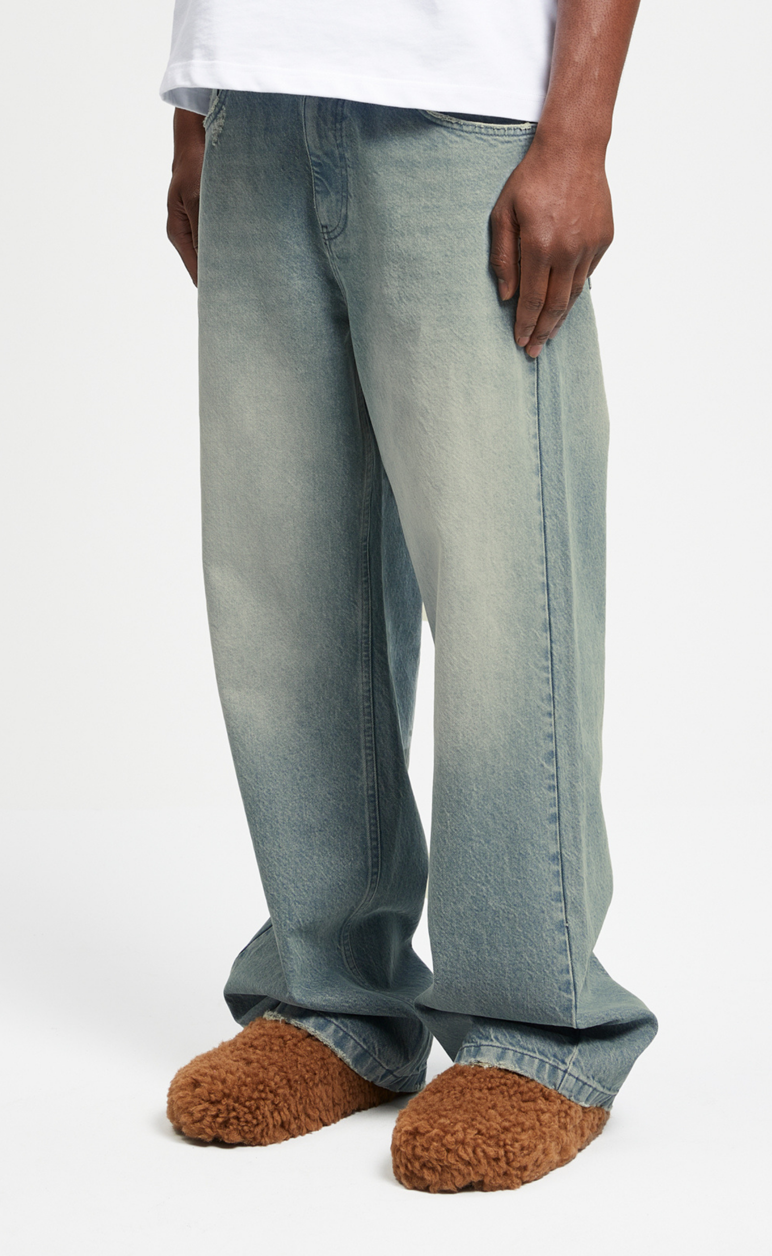 ESSENTIAL BAGGY LIGHT BLUE JEANS