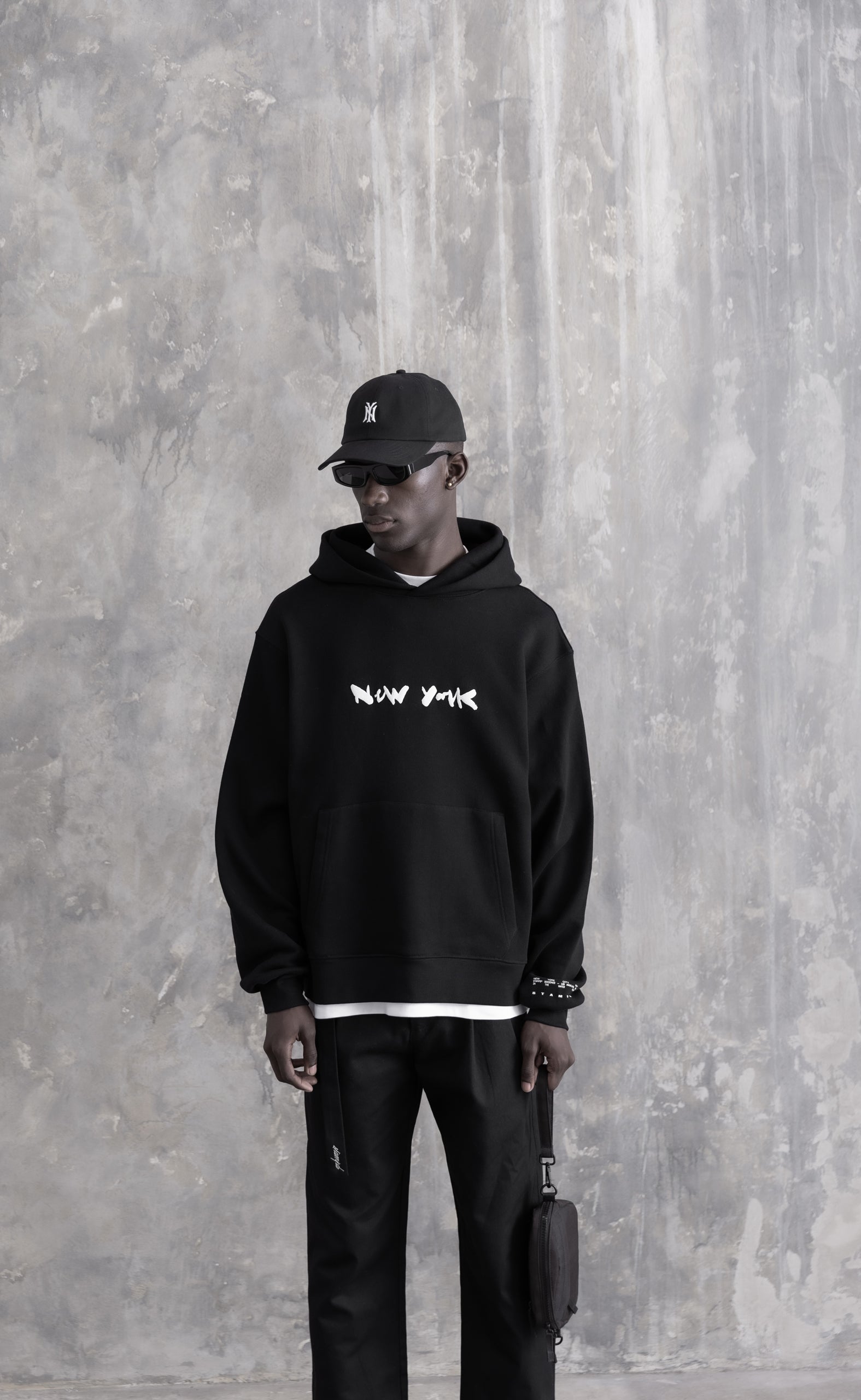 NY CORE BLACK HOODIE